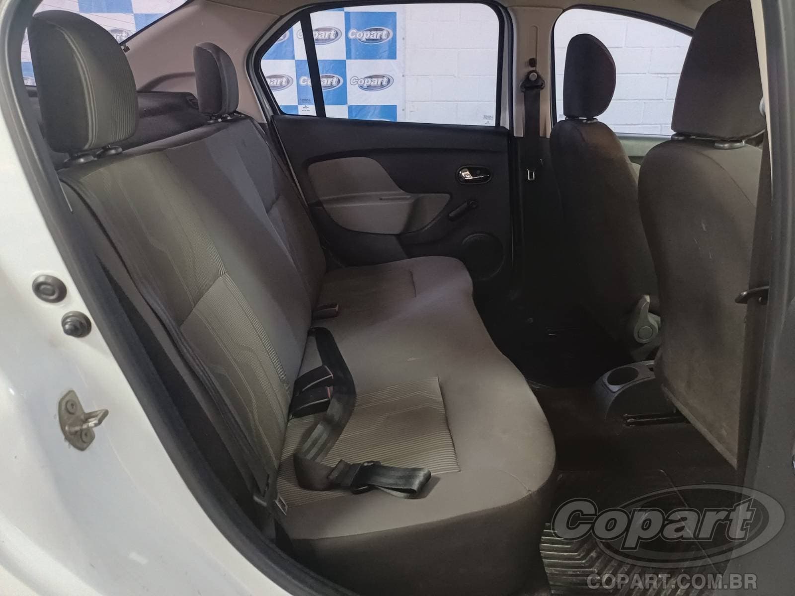 Renault Logan 2017 — foto 6