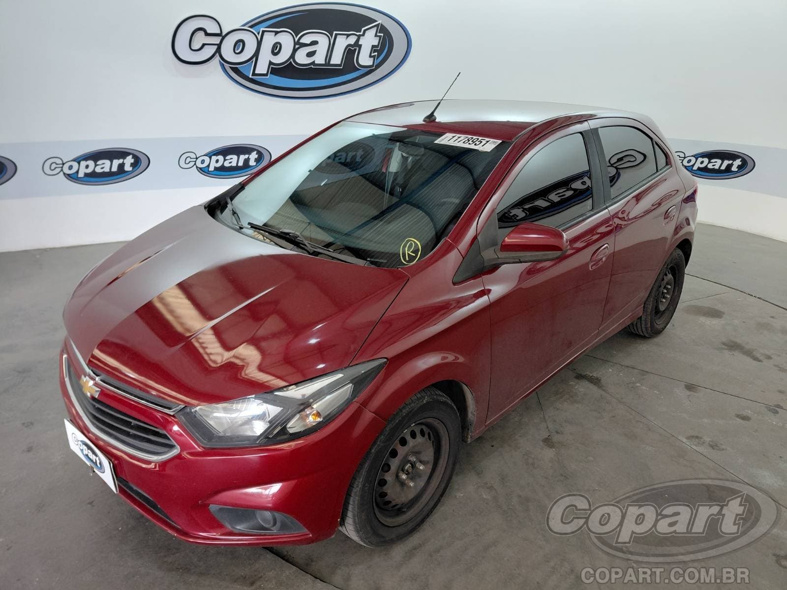 Chevrolet Onix 2018 — foto 2