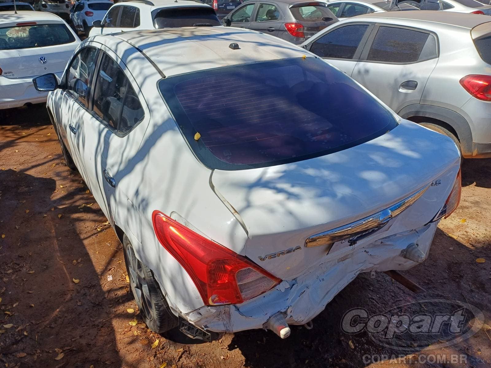 Nissan Versa 2016 — foto 3