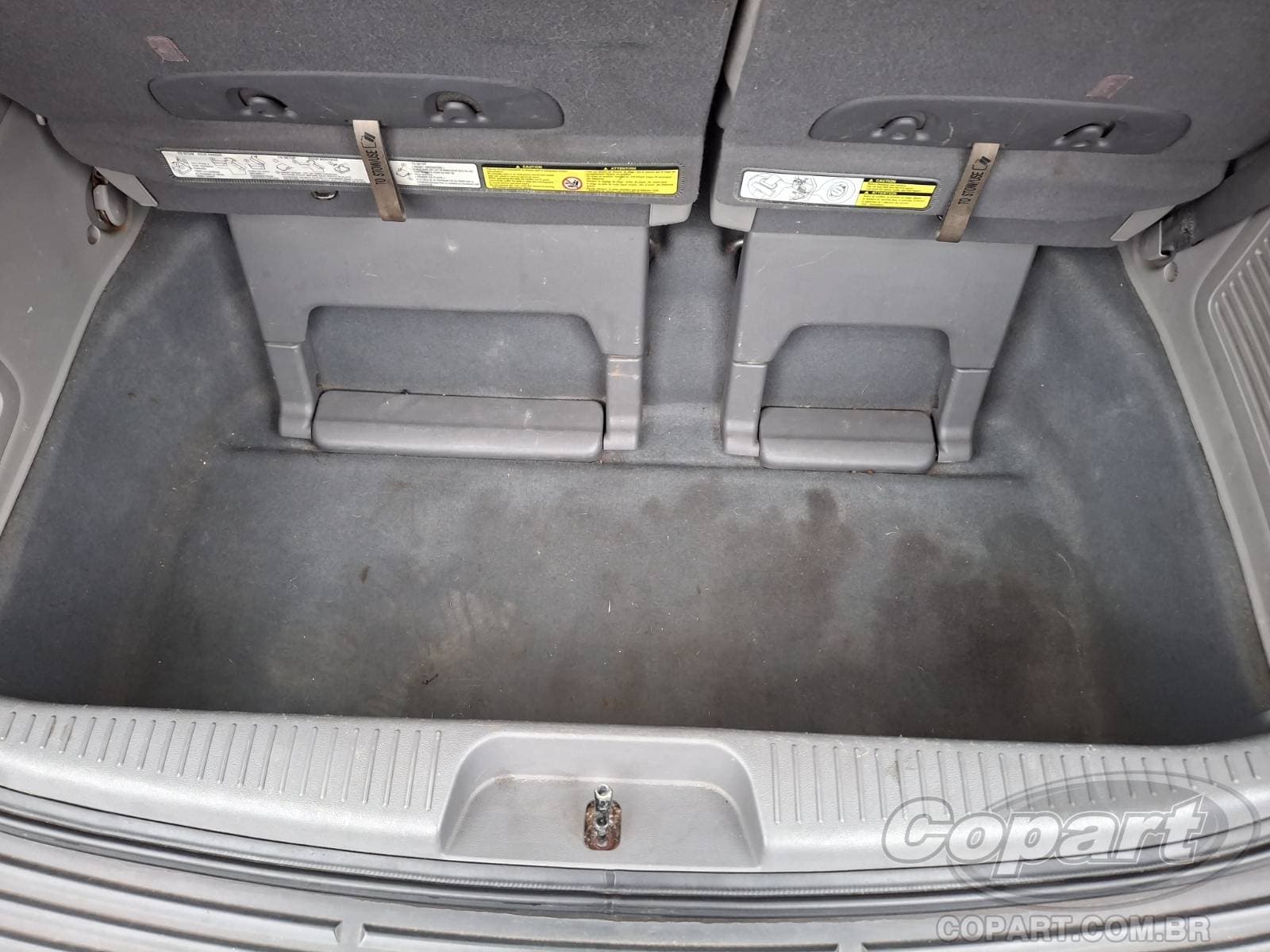 Kia Grand Carnival 2011 — foto 10