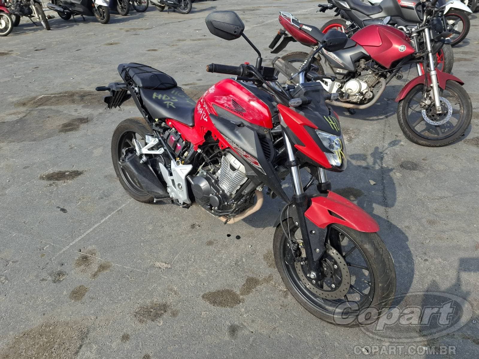 Honda CB 300f 2026 — foto 1