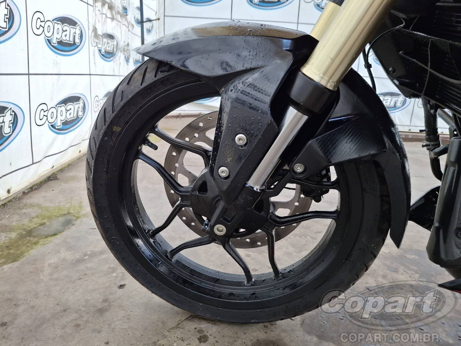 Bajaj Dominar 2026 — foto 8