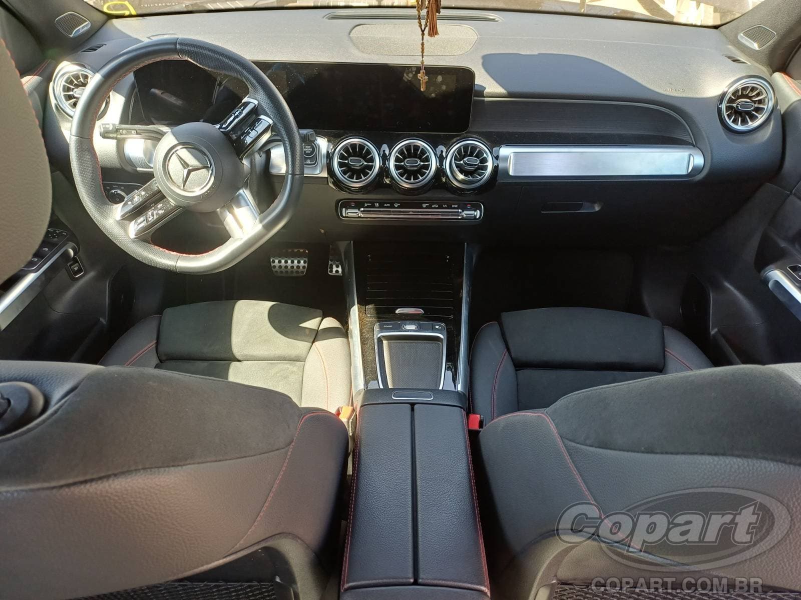 Mercedes-Benz GLB 2025 — foto 9