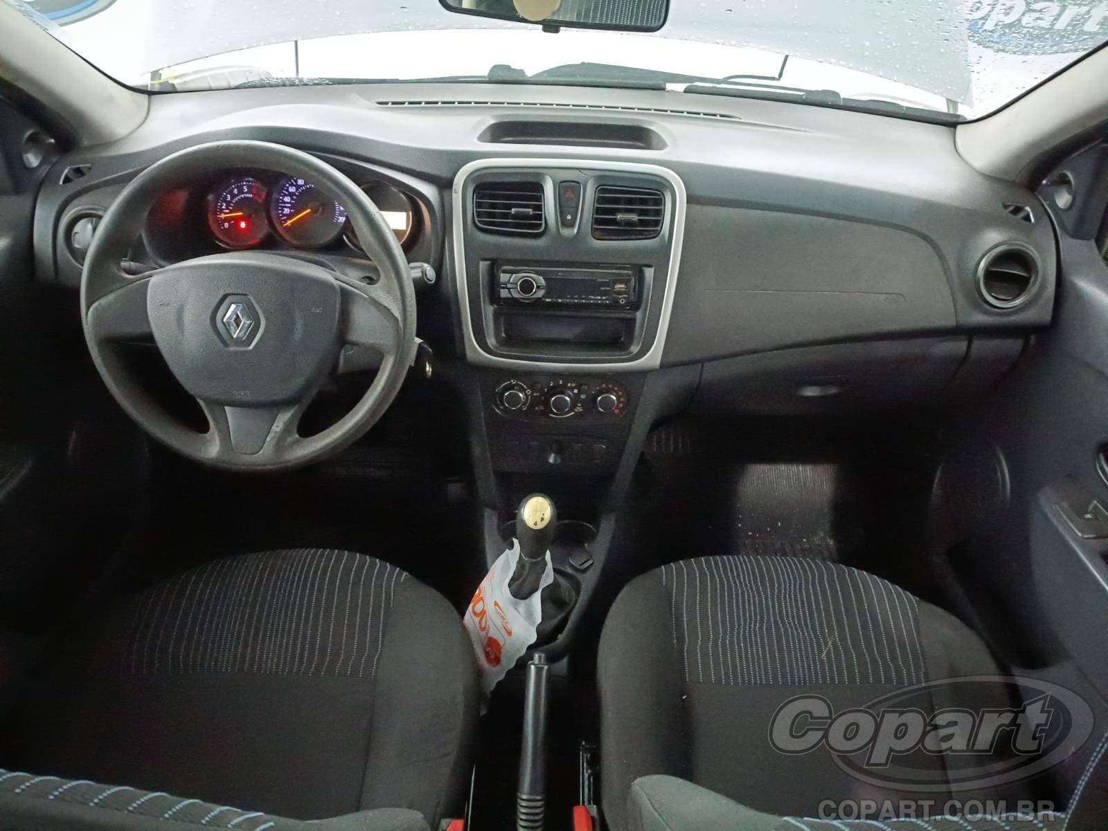 Renault Sandero 2018 — foto 9