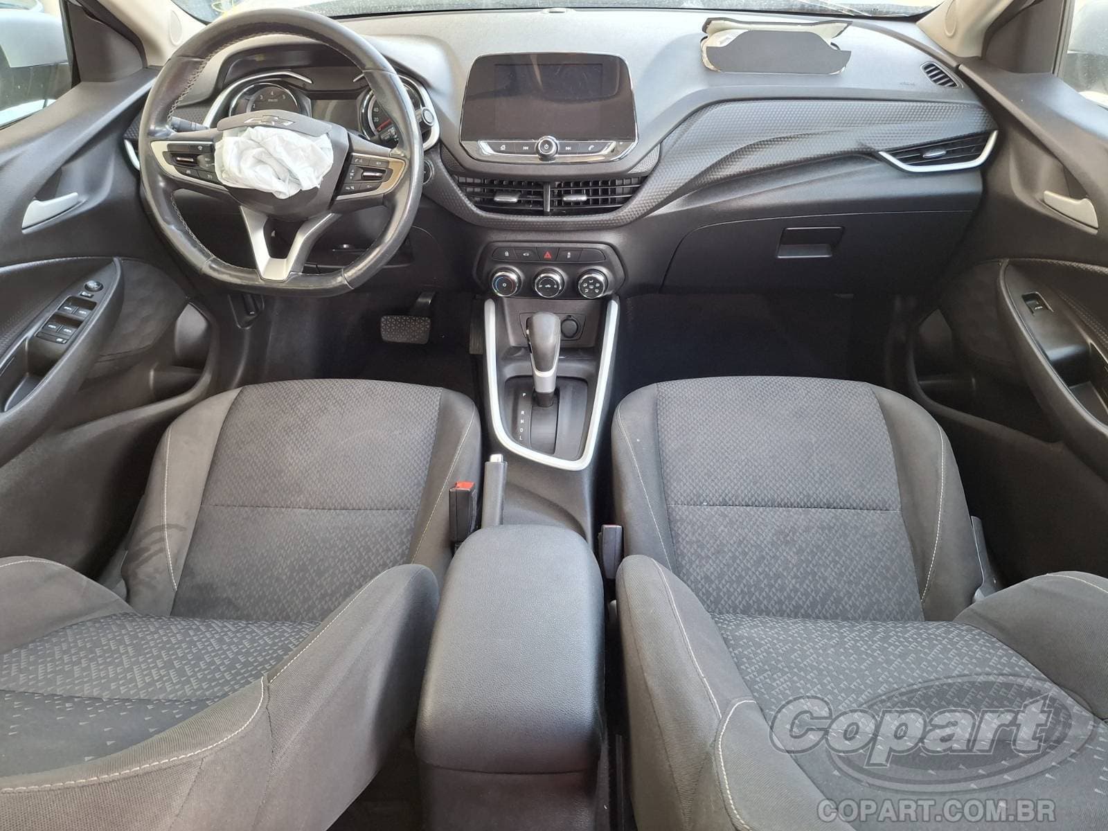 Chevrolet Onix Plus 2020 — foto 9