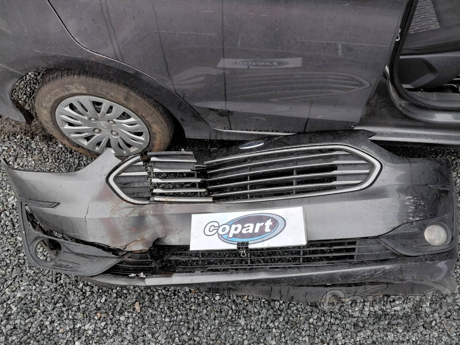 Ford KA Sedan 2020 — foto 11