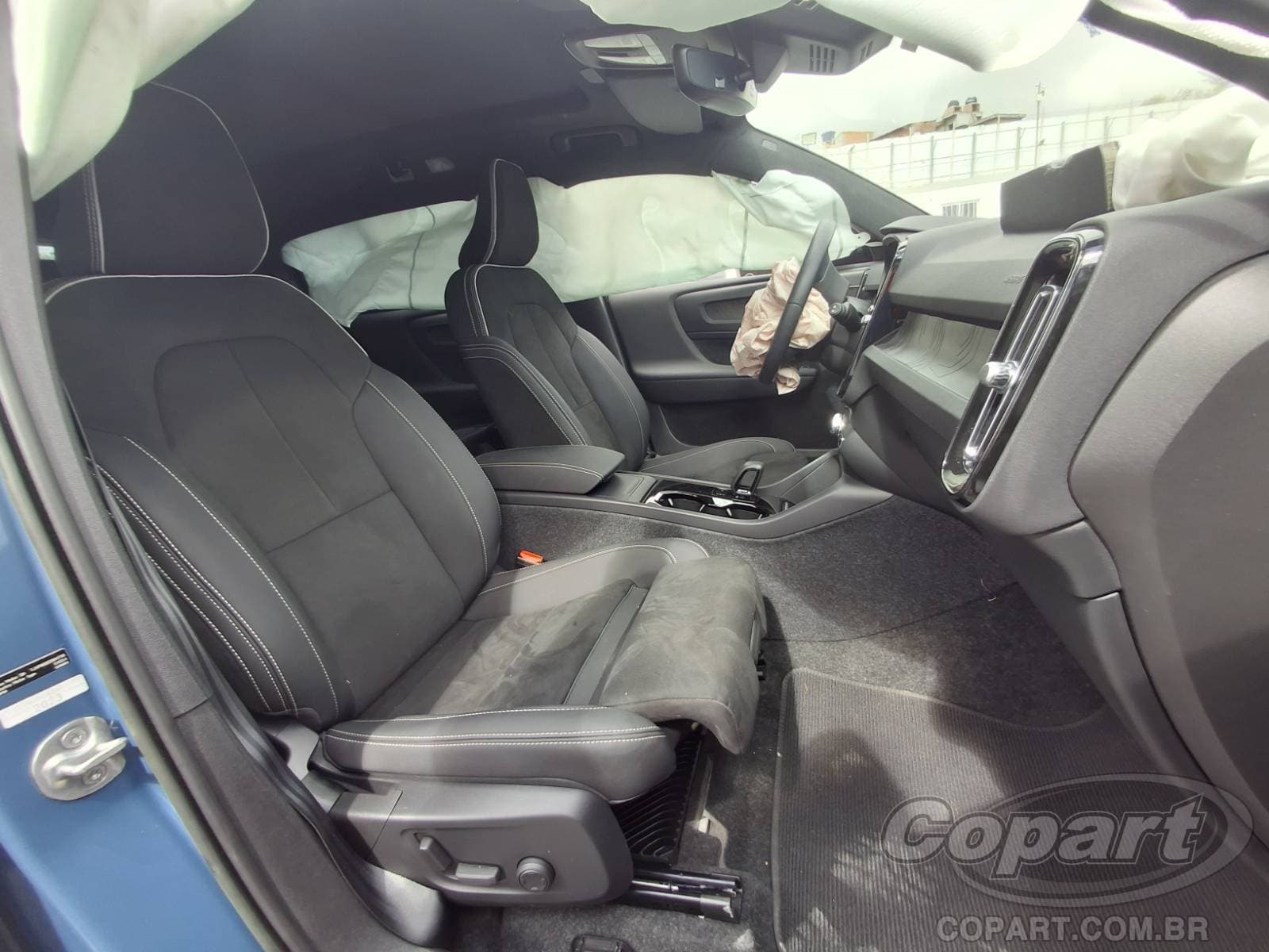 Volvo Xc40 2023 — foto 5