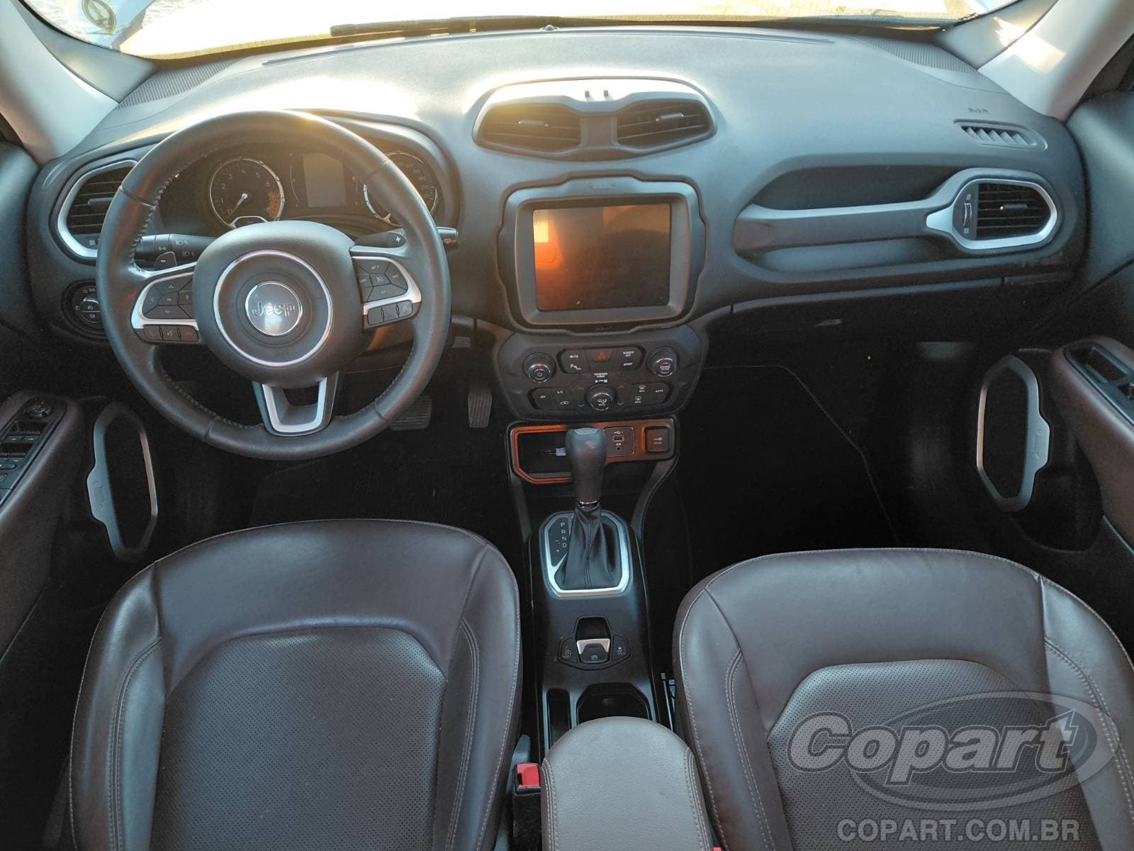 Jeep Renegade 2021 — foto 9