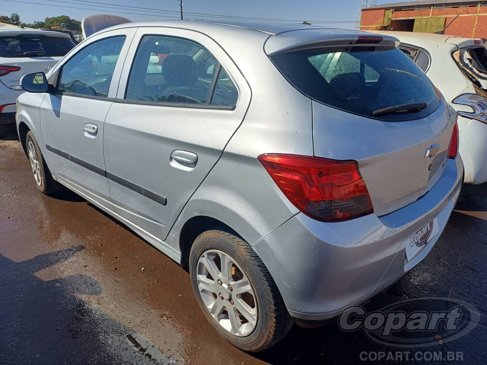 Chevrolet Onix 2014 — foto 3