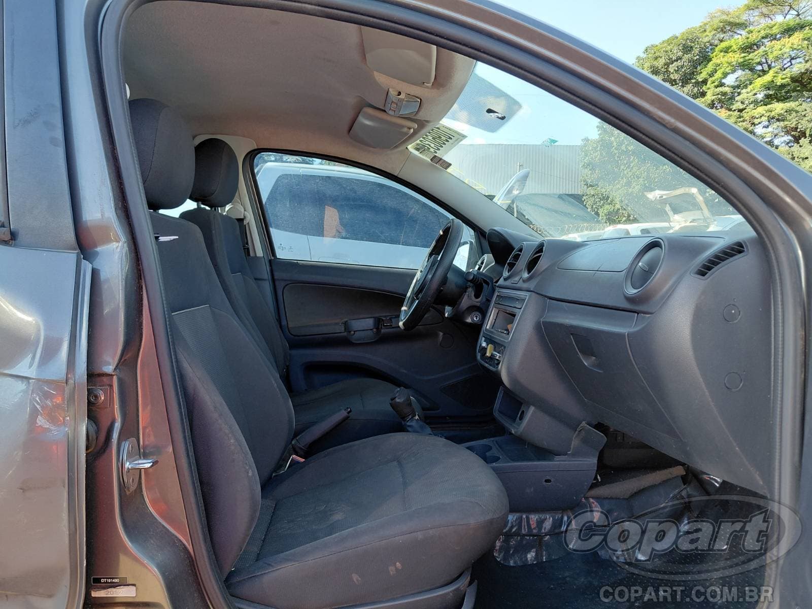 Volkswagen Voyage 2013 — foto 5