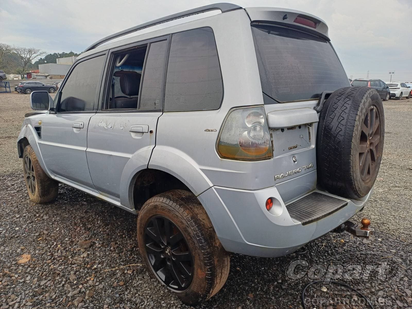 Mitsubishi Pajero TR4 2010 — foto 3