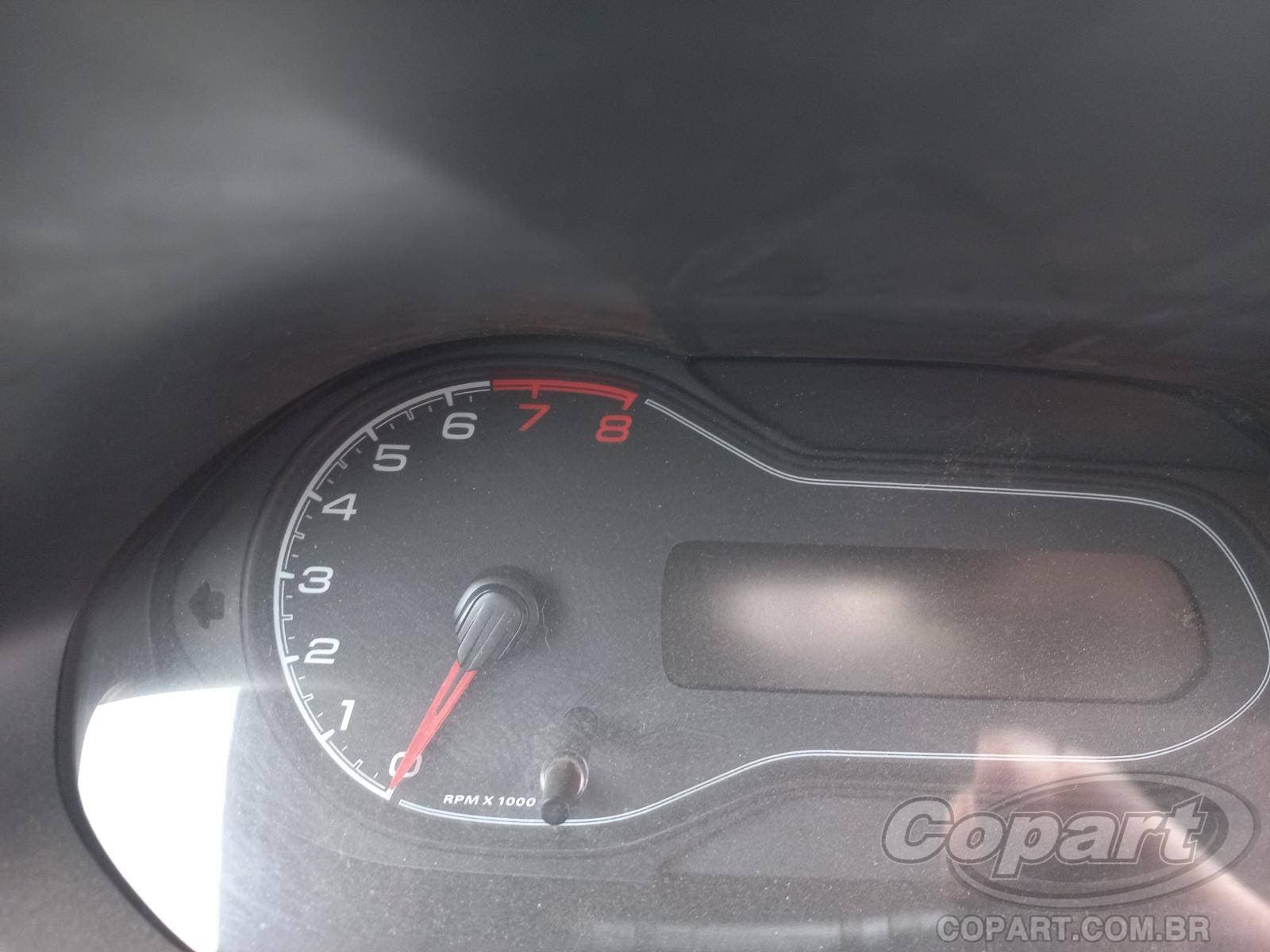 Chevrolet Onix 2020 — foto 8
