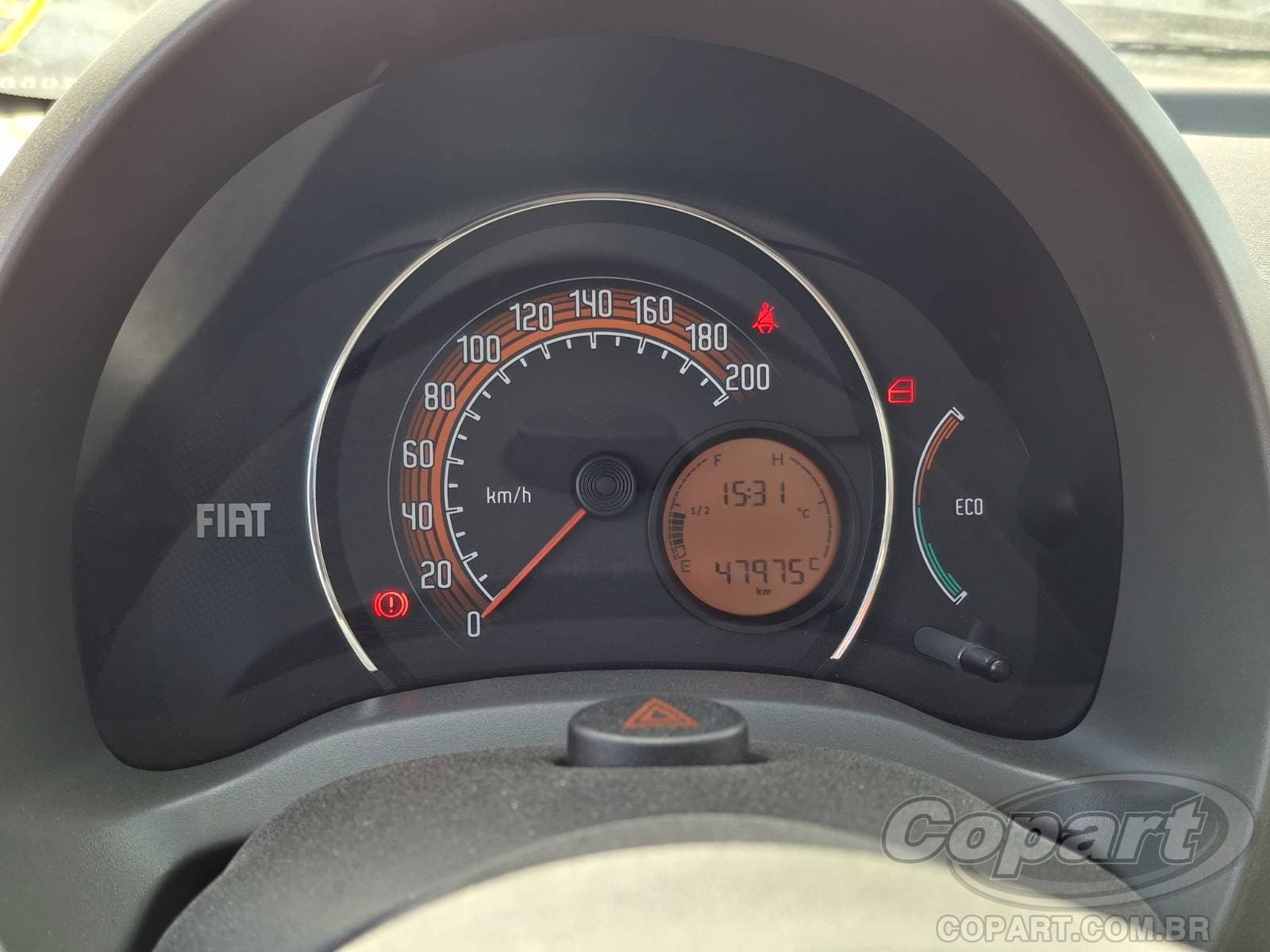 Fiat UNO 2014 — foto 8