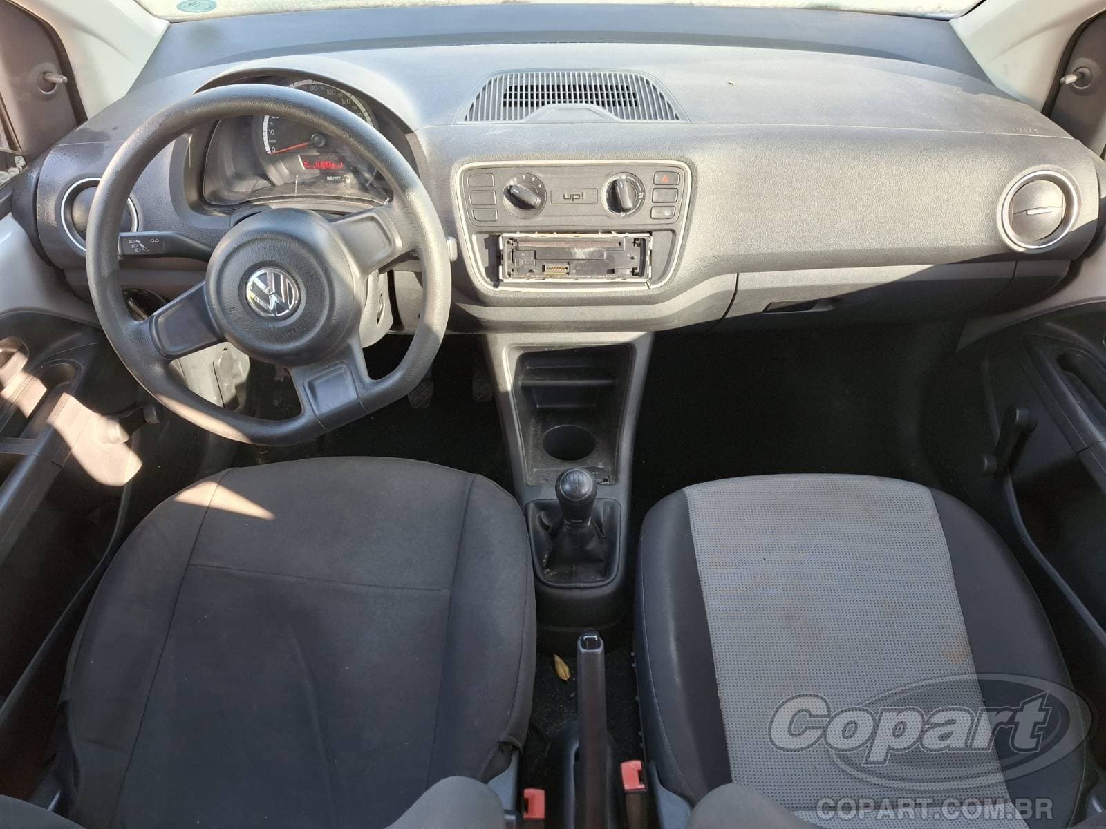 Volkswagen UP 2015 — foto 9