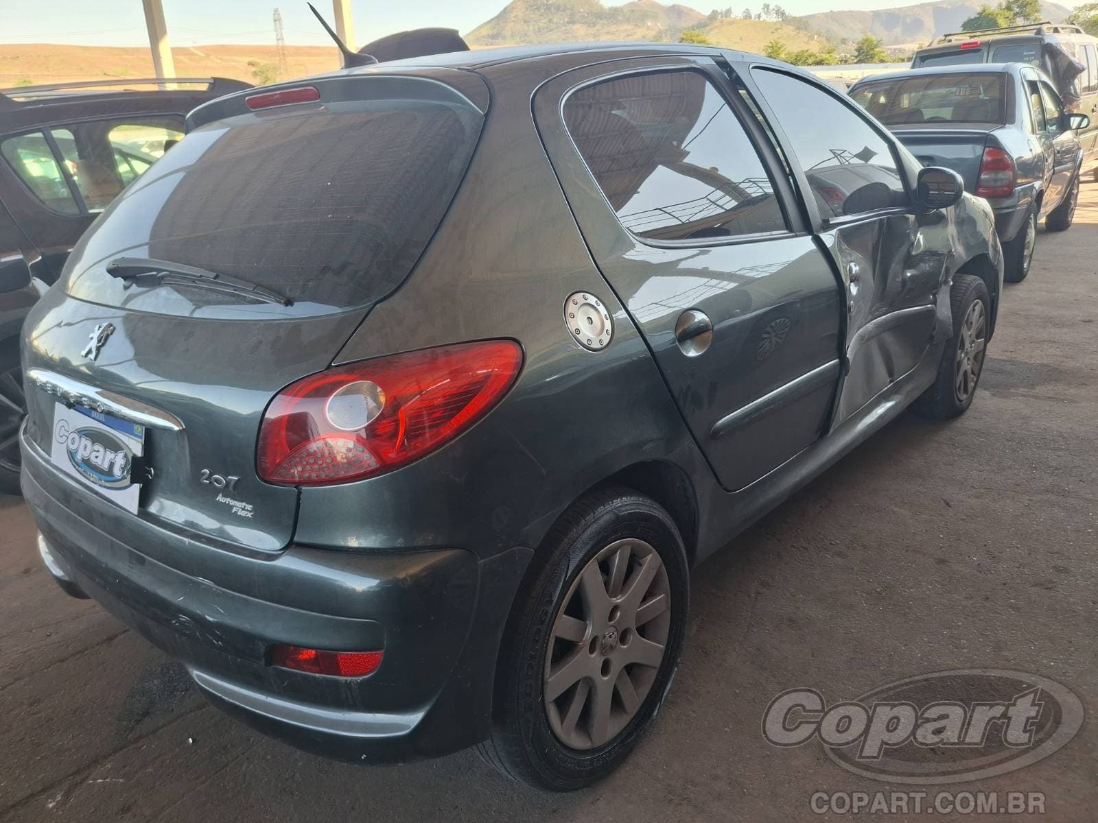Peugeot 207 2011 — foto 4