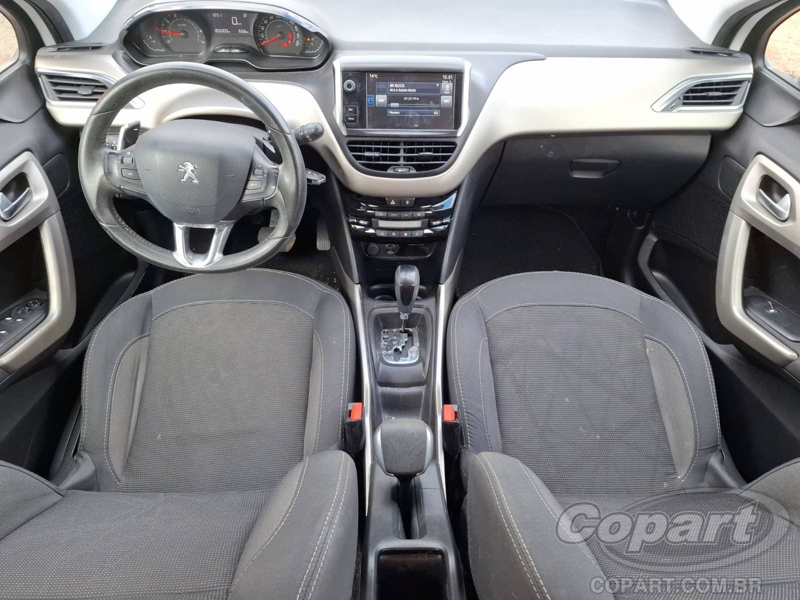 Peugeot 2008 2017 — foto 9