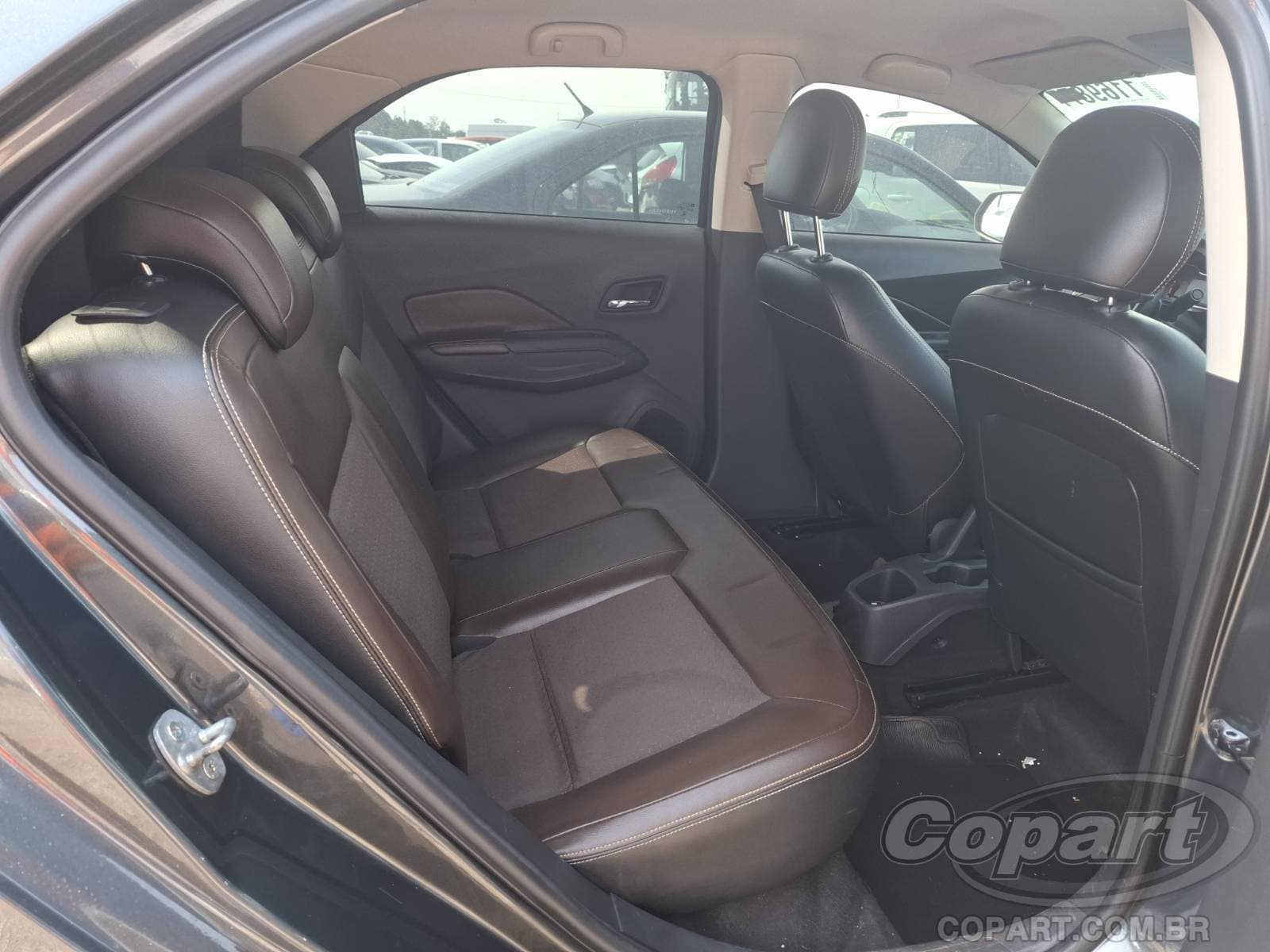 Chevrolet Cobalt 2017 — foto 6