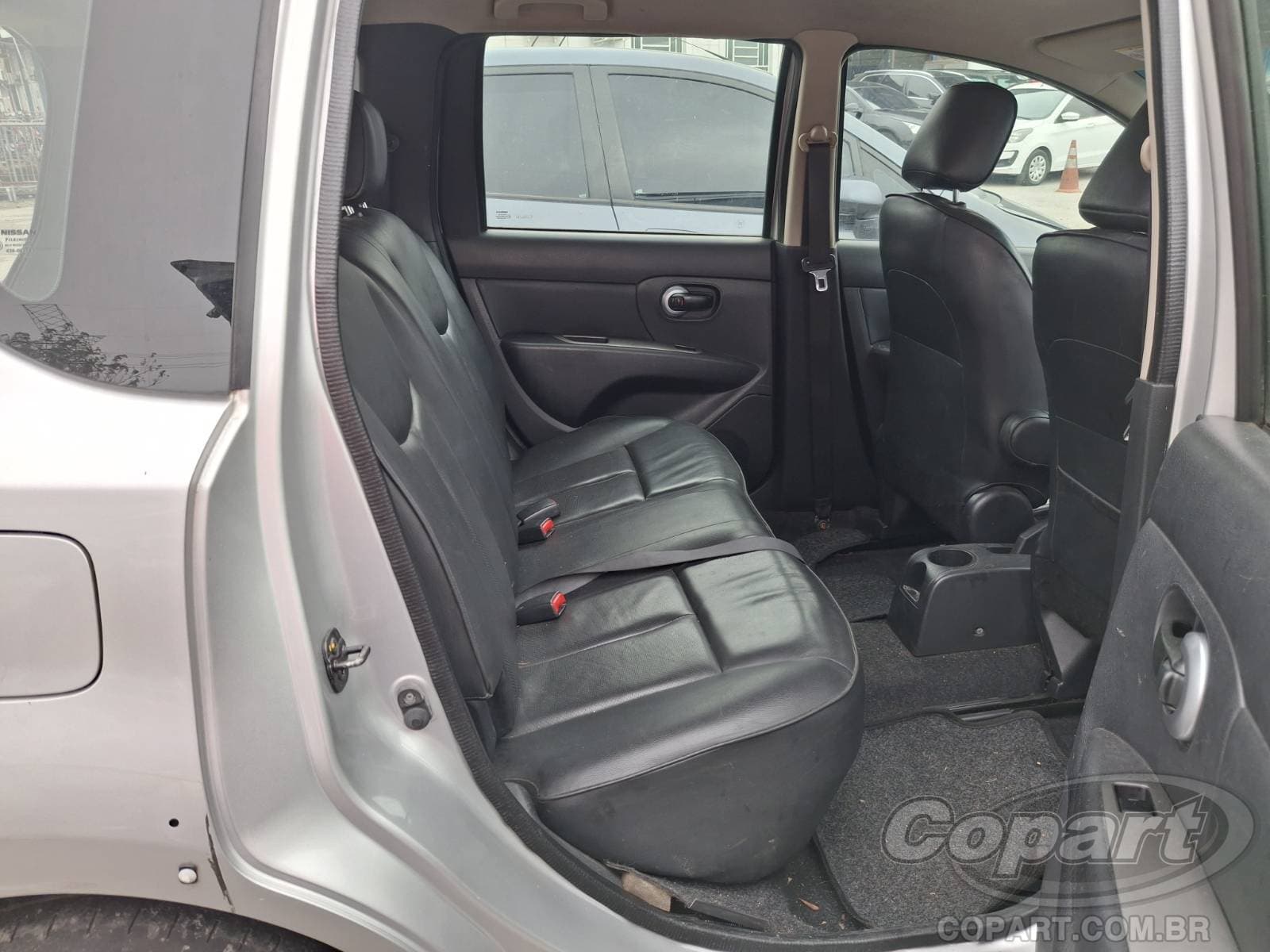 Nissan Livina 2012 — foto 6