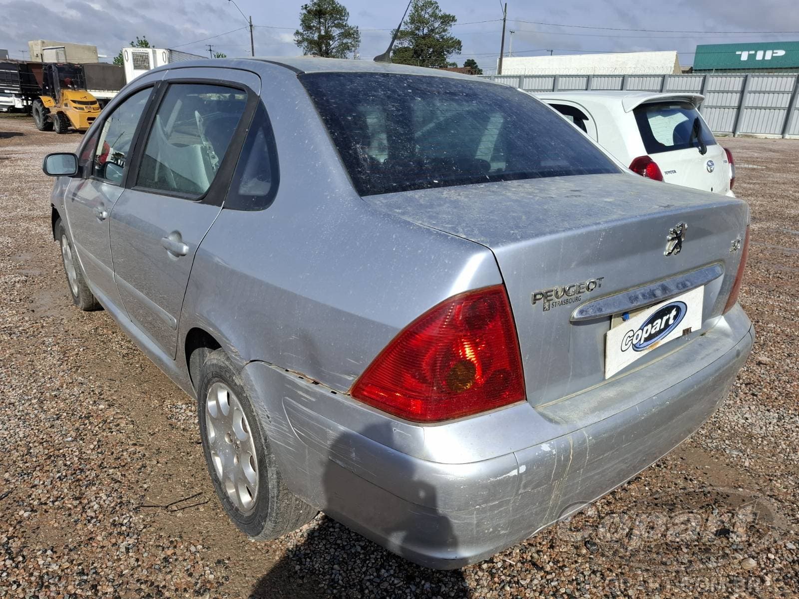 Peugeot 307 Sedan 2007 — foto 3