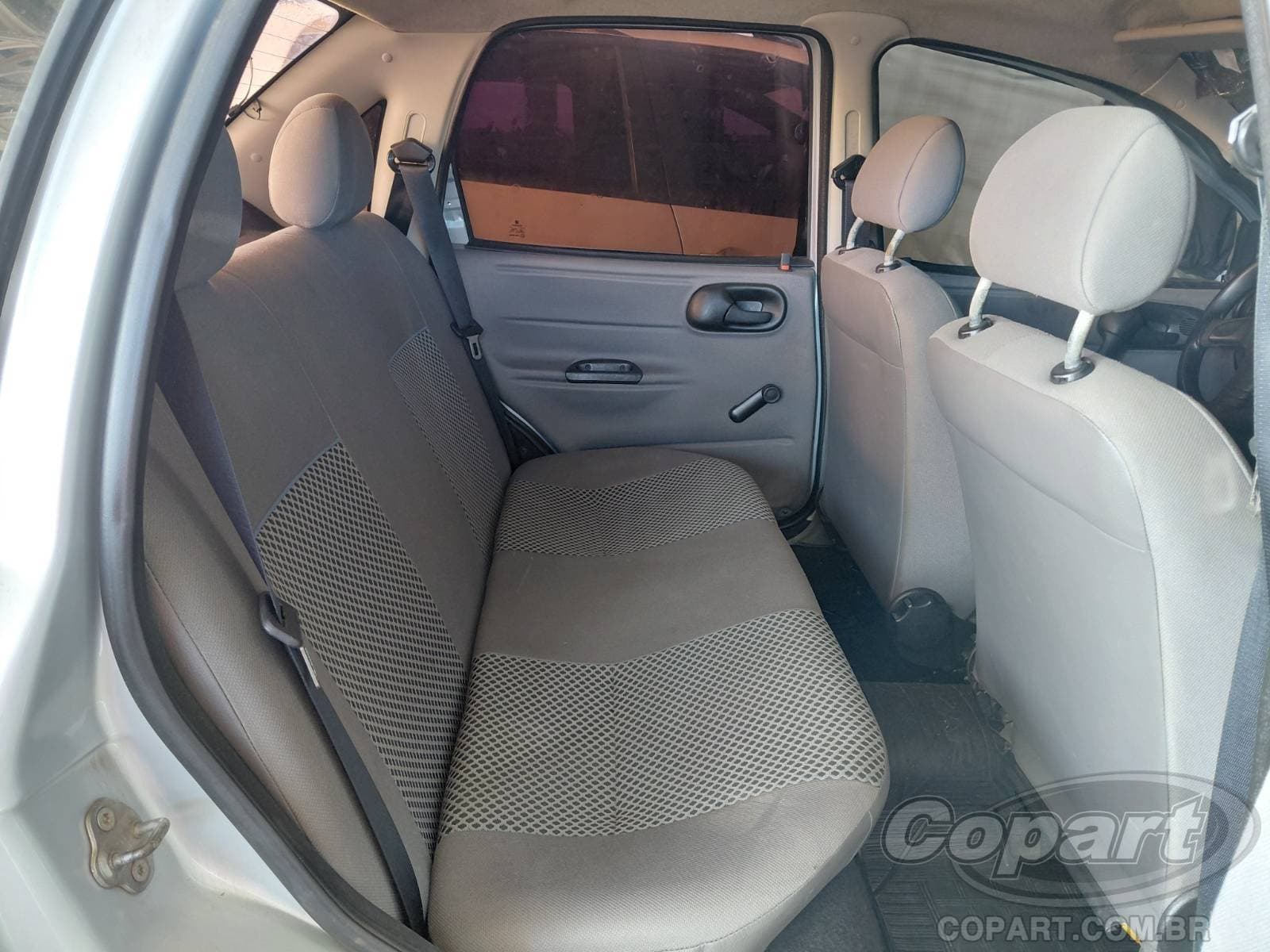 Chevrolet Classic 2010 — foto 6