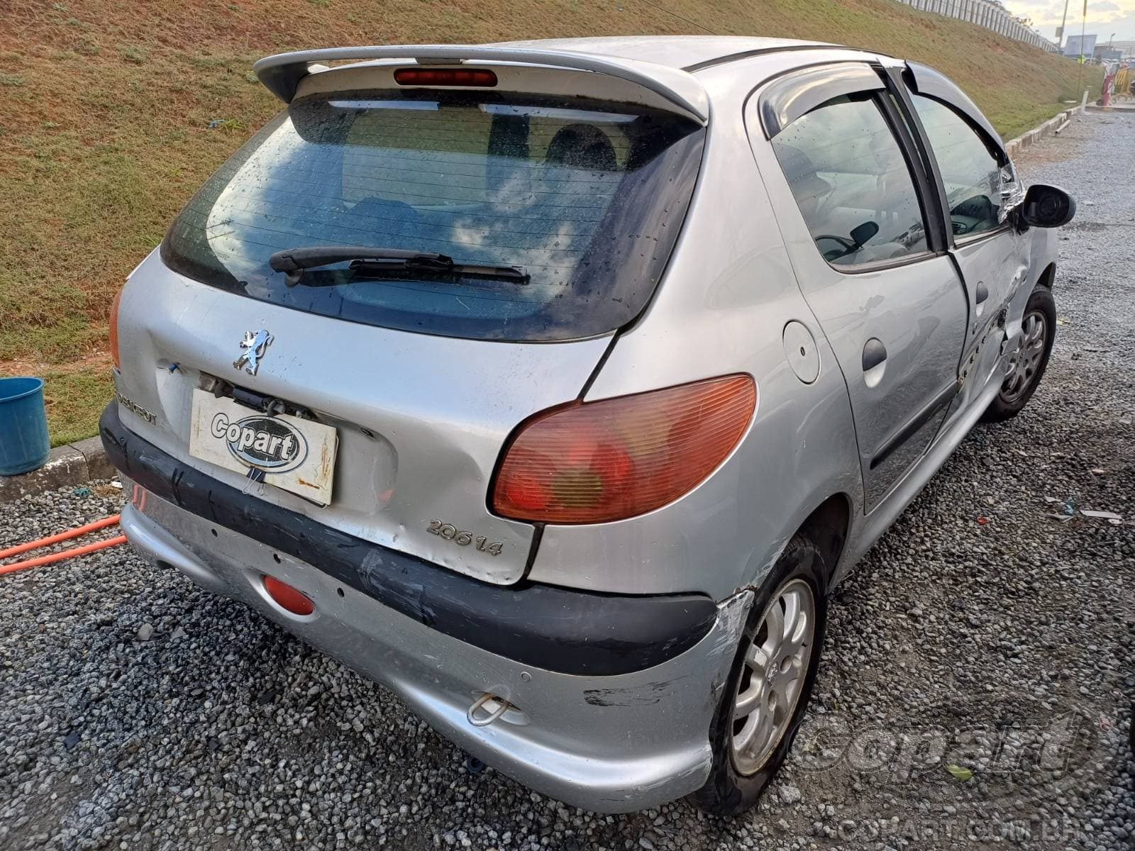 Peugeot 206 2008 — foto 4