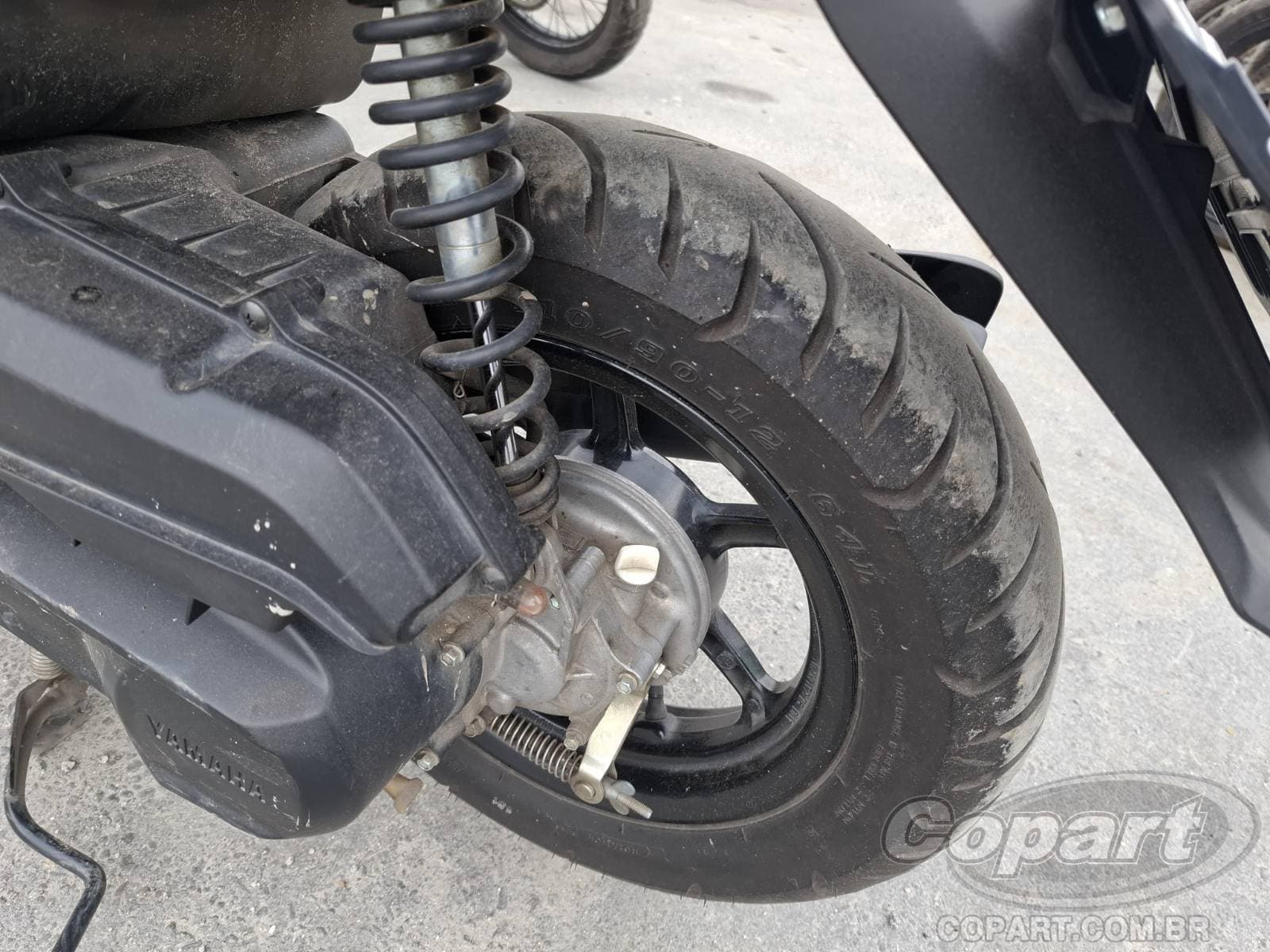 Yamaha Fluo 2025 — foto 7