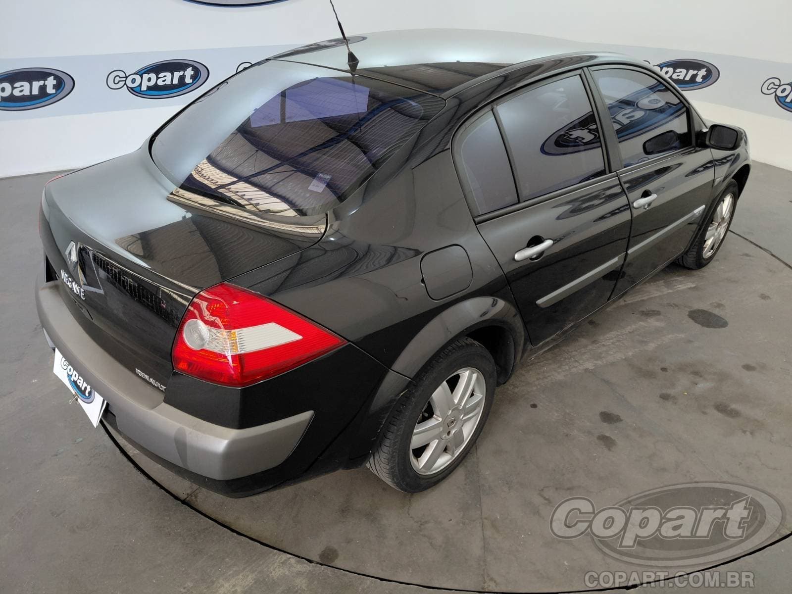 Renault Megane Sedan 2009 — foto 4