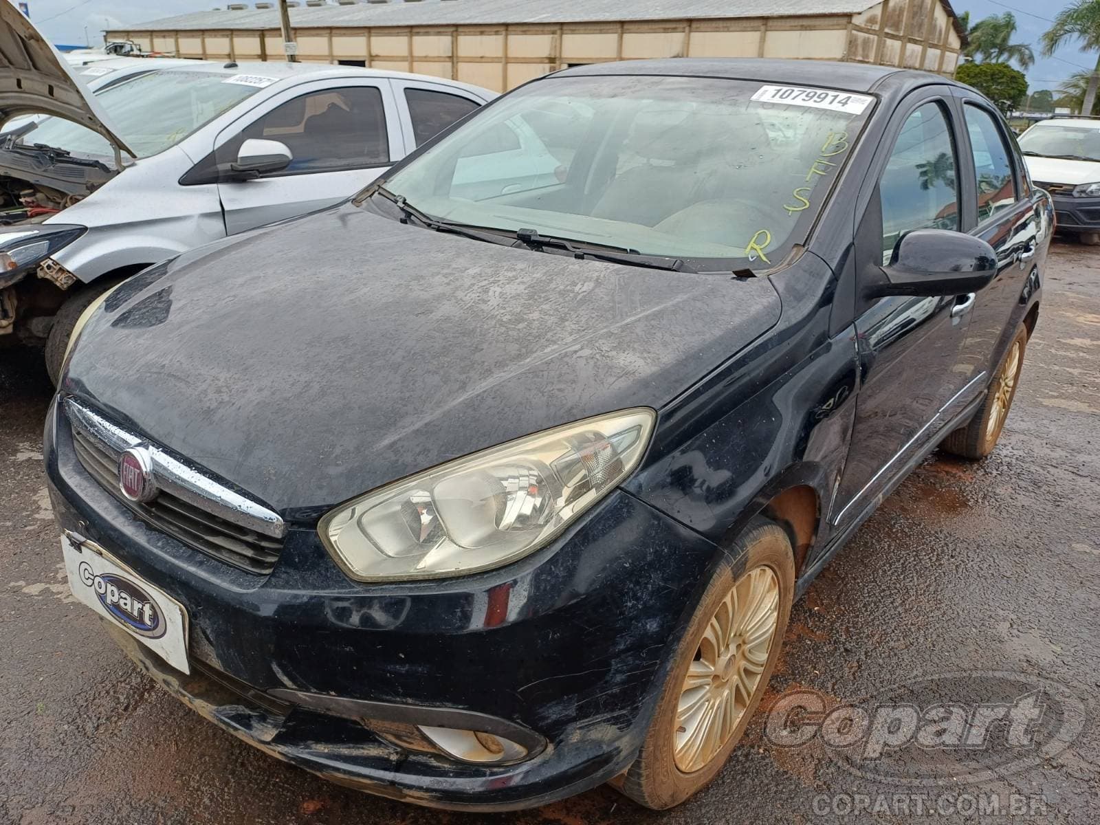 Fiat Grand Siena 2013 — foto 2