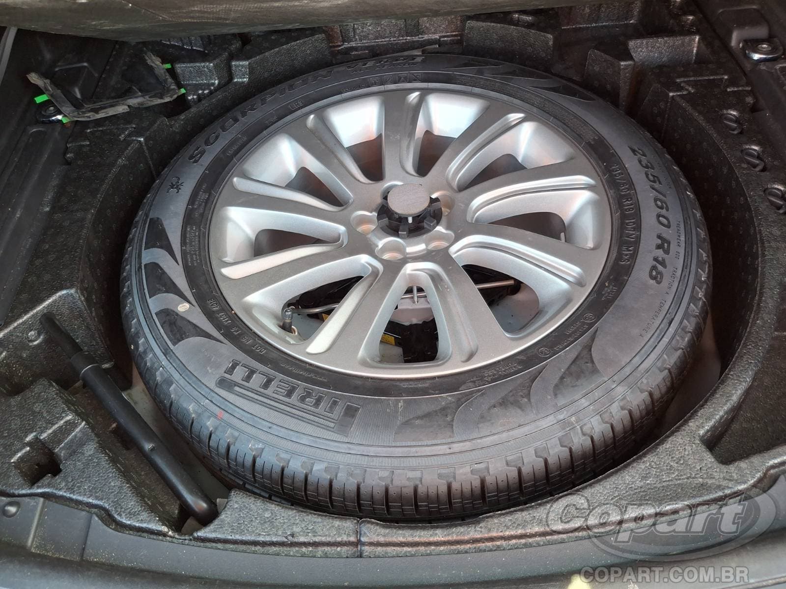 Land Rover Discovery Sport 2019 — foto 10