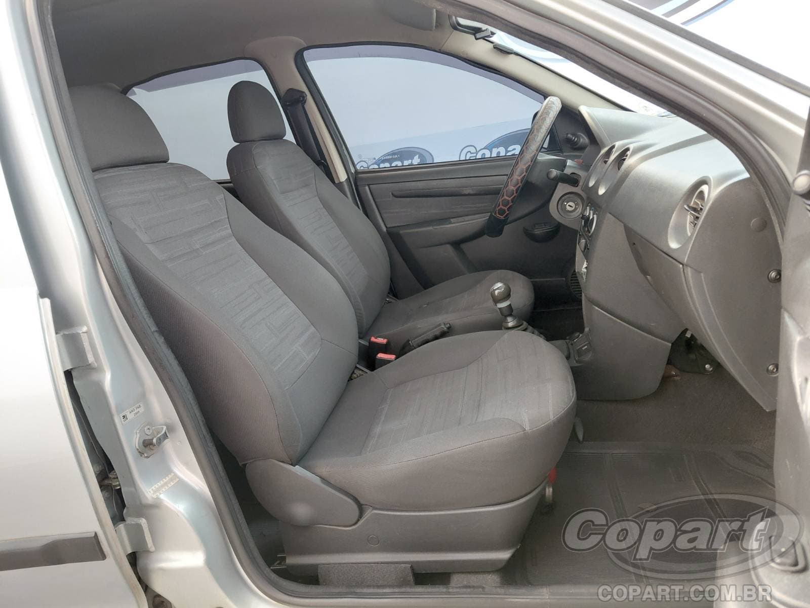 Chevrolet Prisma 2010 — foto 5