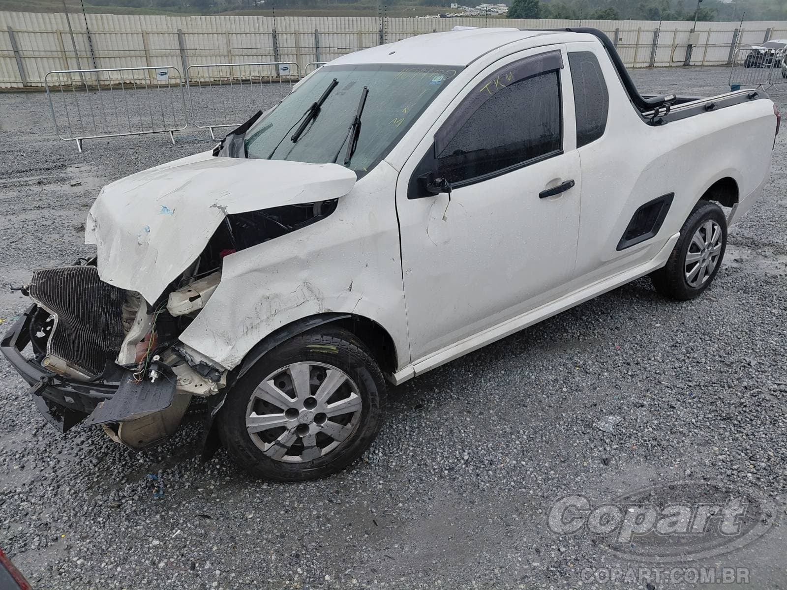 Chevrolet Montana 2019 — foto 2