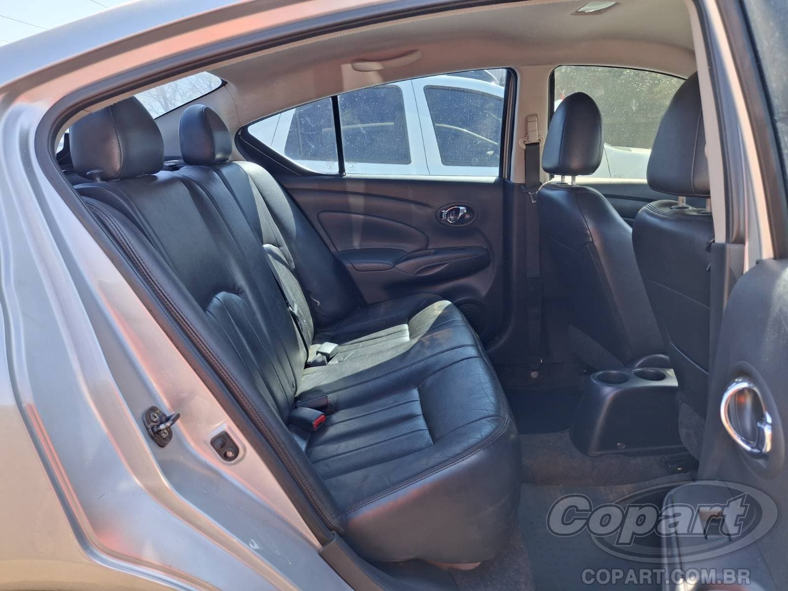 Nissan Versa 2016 — foto 6