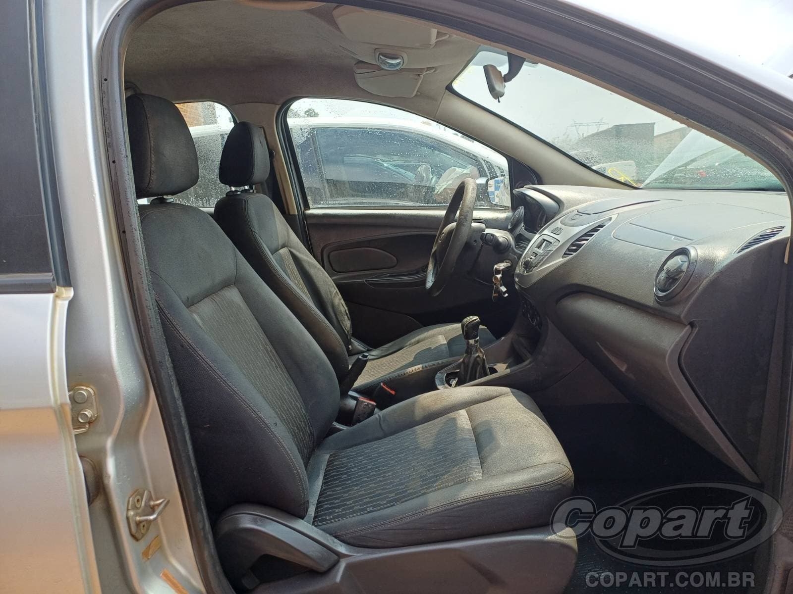 Ford KA 2015 — foto 5