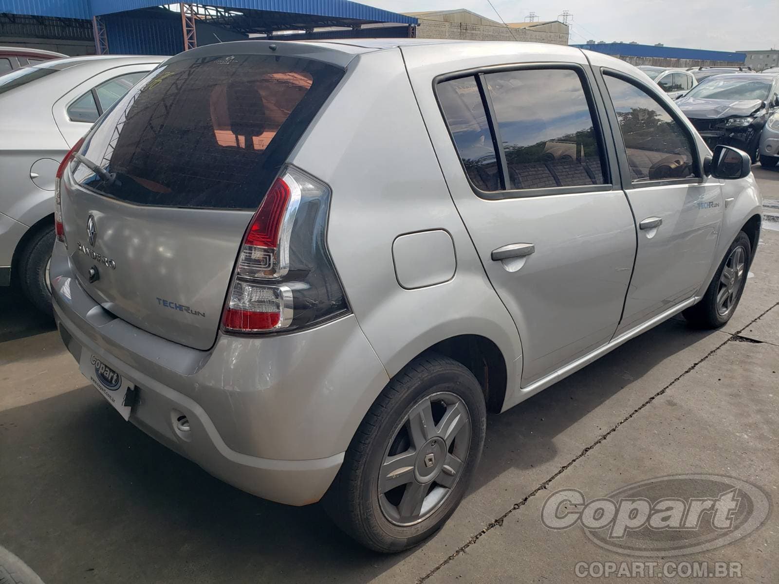 Renault Sandero 2014 — foto 4
