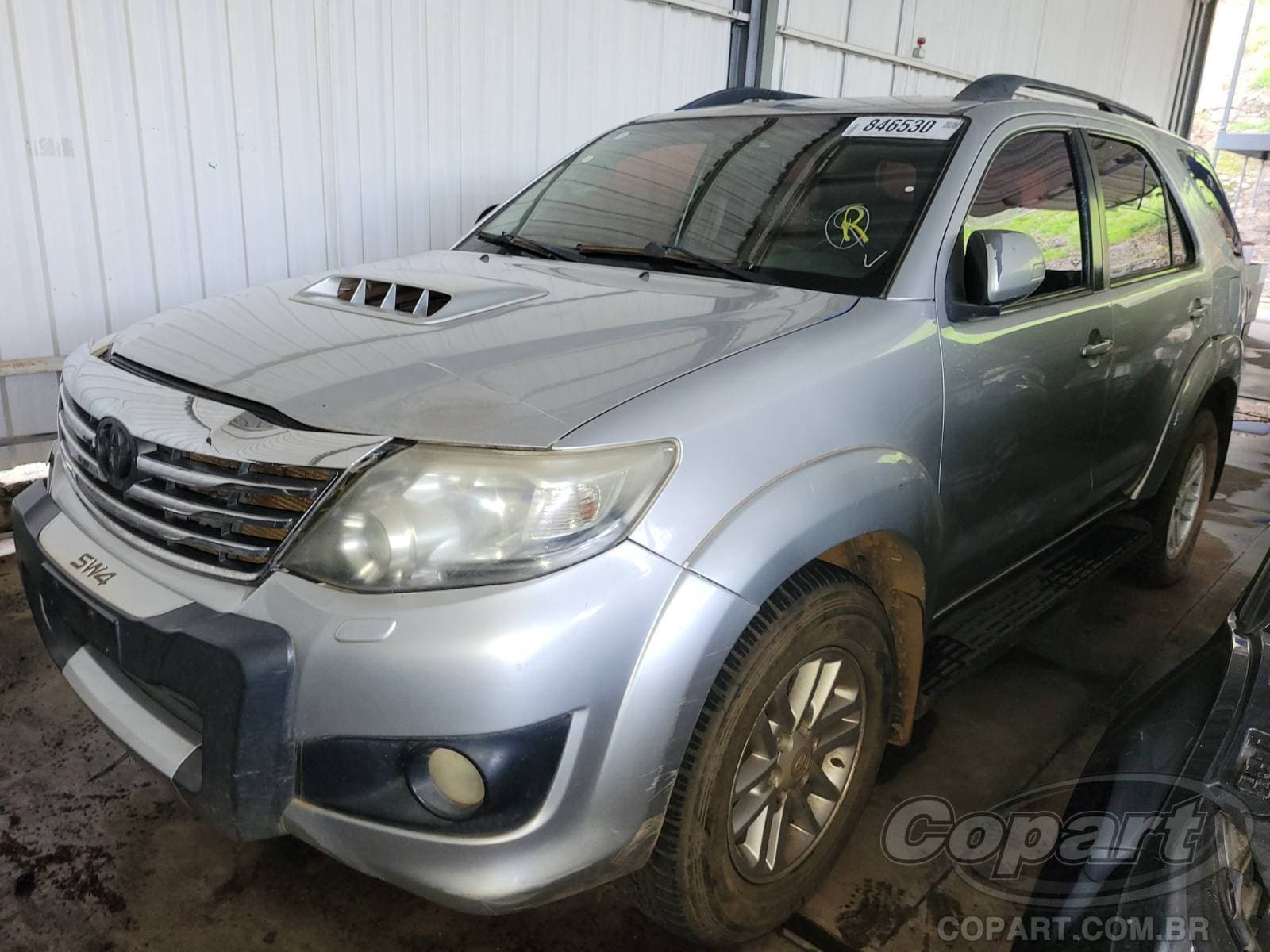 Toyota Hilux SW4 2012 — foto 2