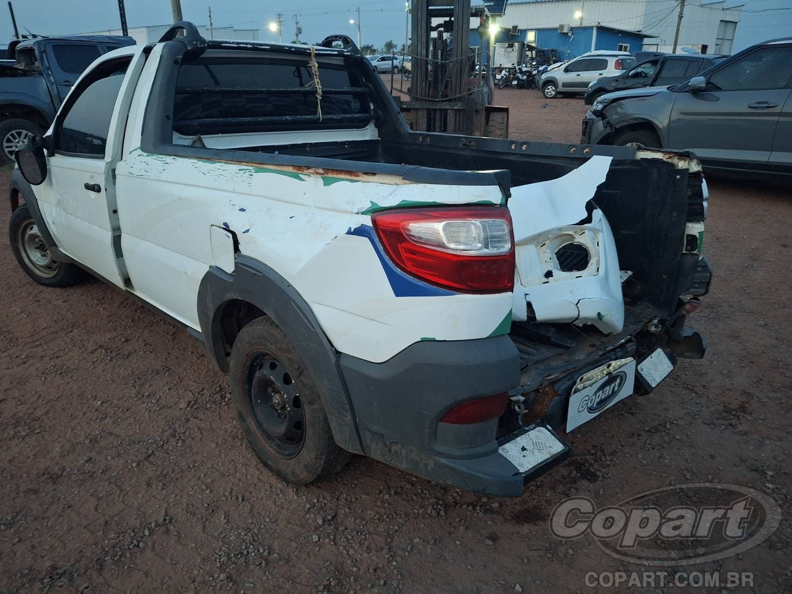Fiat Strada 2014 — foto 3