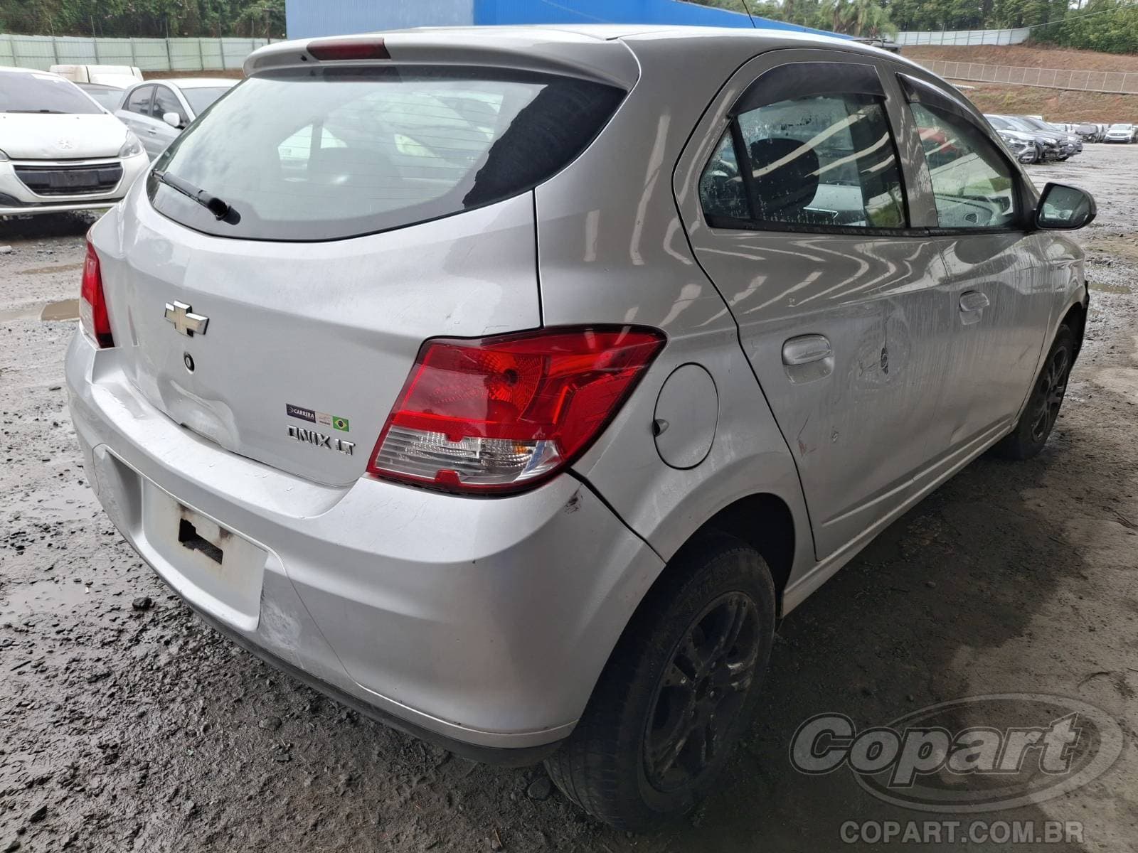 Chevrolet Onix 2013 — foto 4