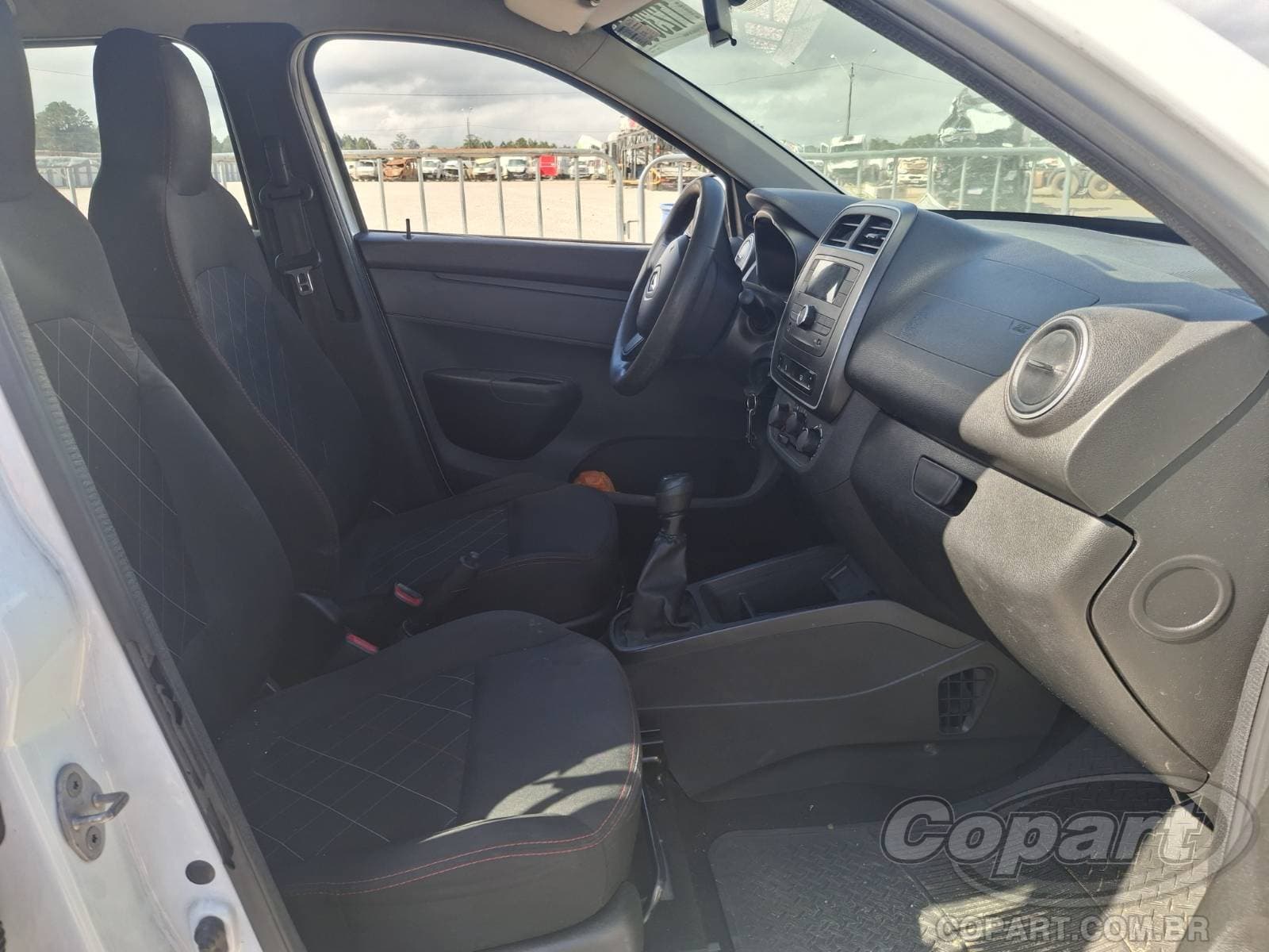 Renault Kwid 2020 — foto 5