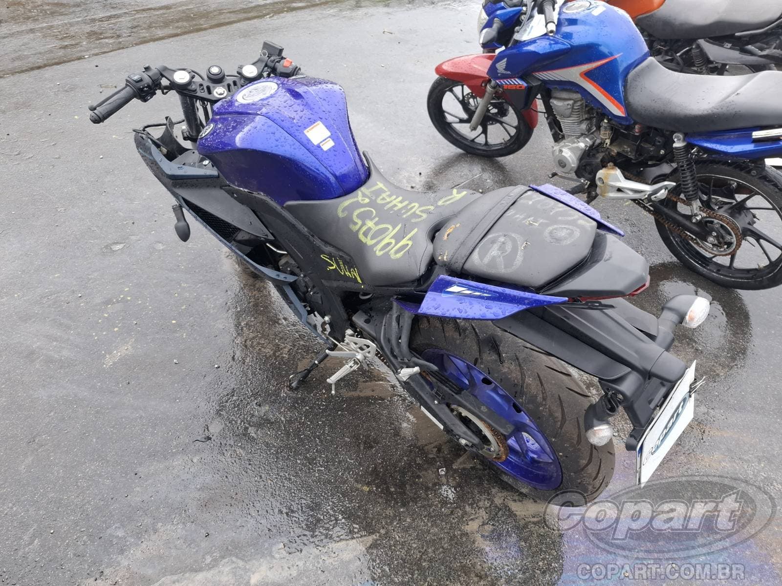 Yamaha YZF R15 2025 — foto 3