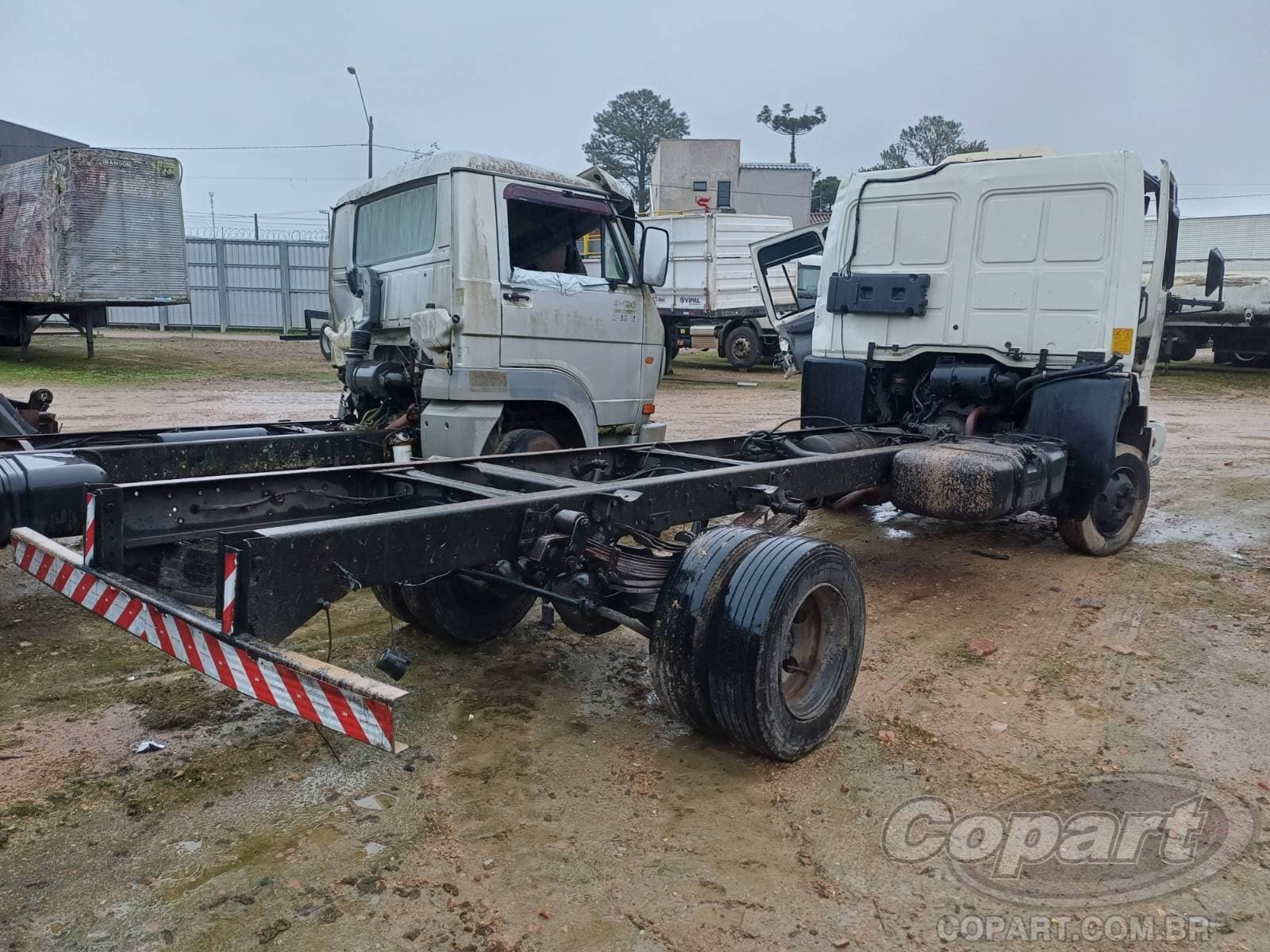 Ford Cargo 815e 2009 — foto 4