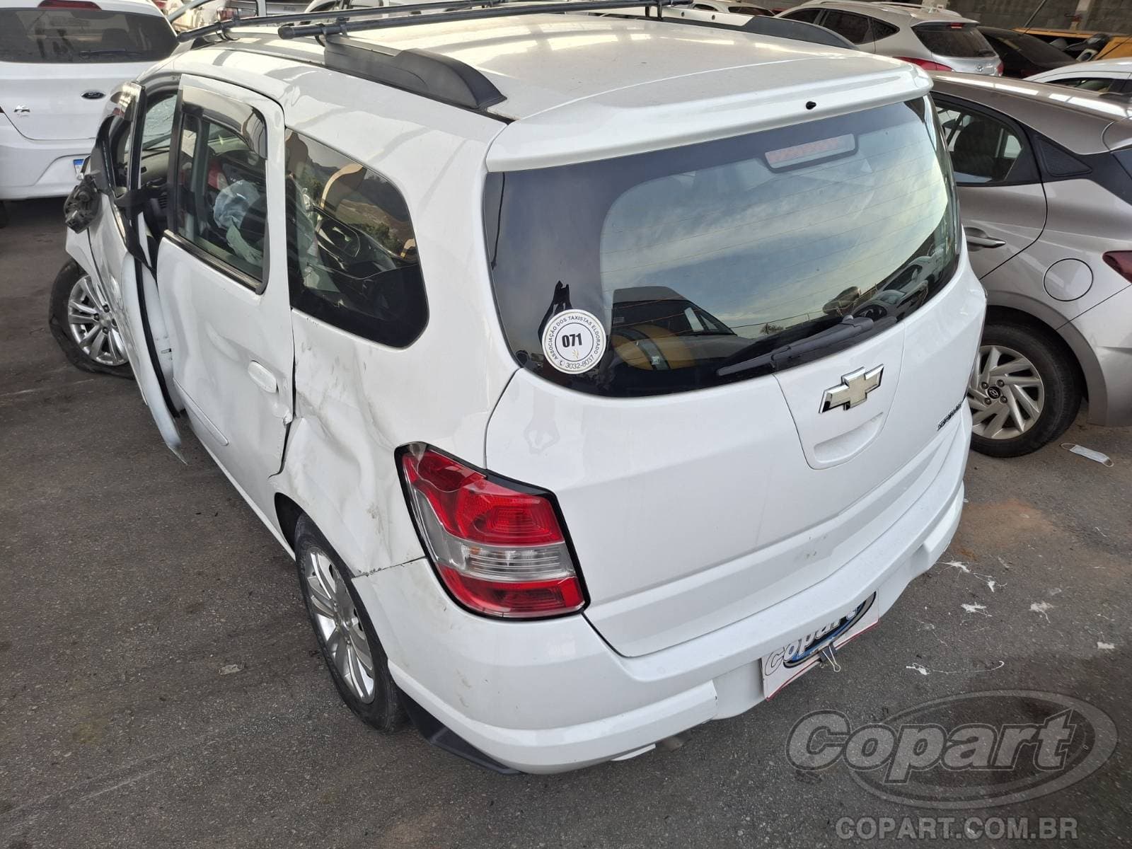 Chevrolet Spin 2017 — foto 3