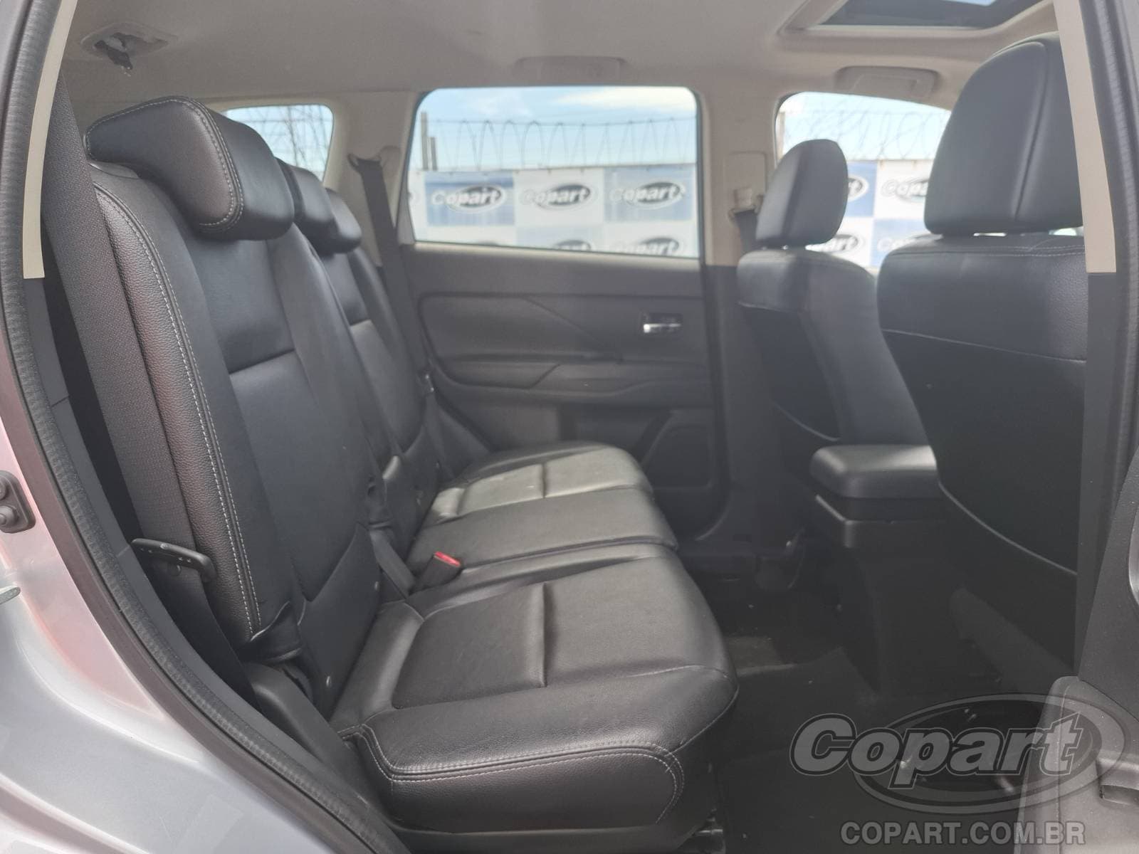 Mitsubishi Outlander 2015 — foto 6