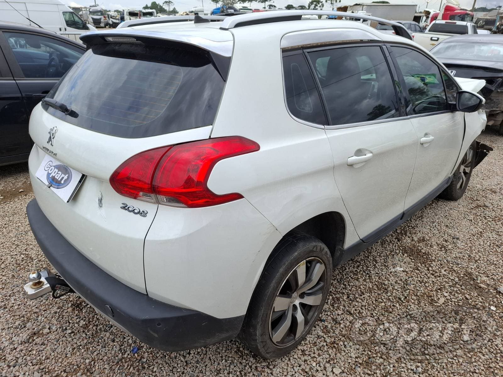 Peugeot 2008 2017 — foto 4