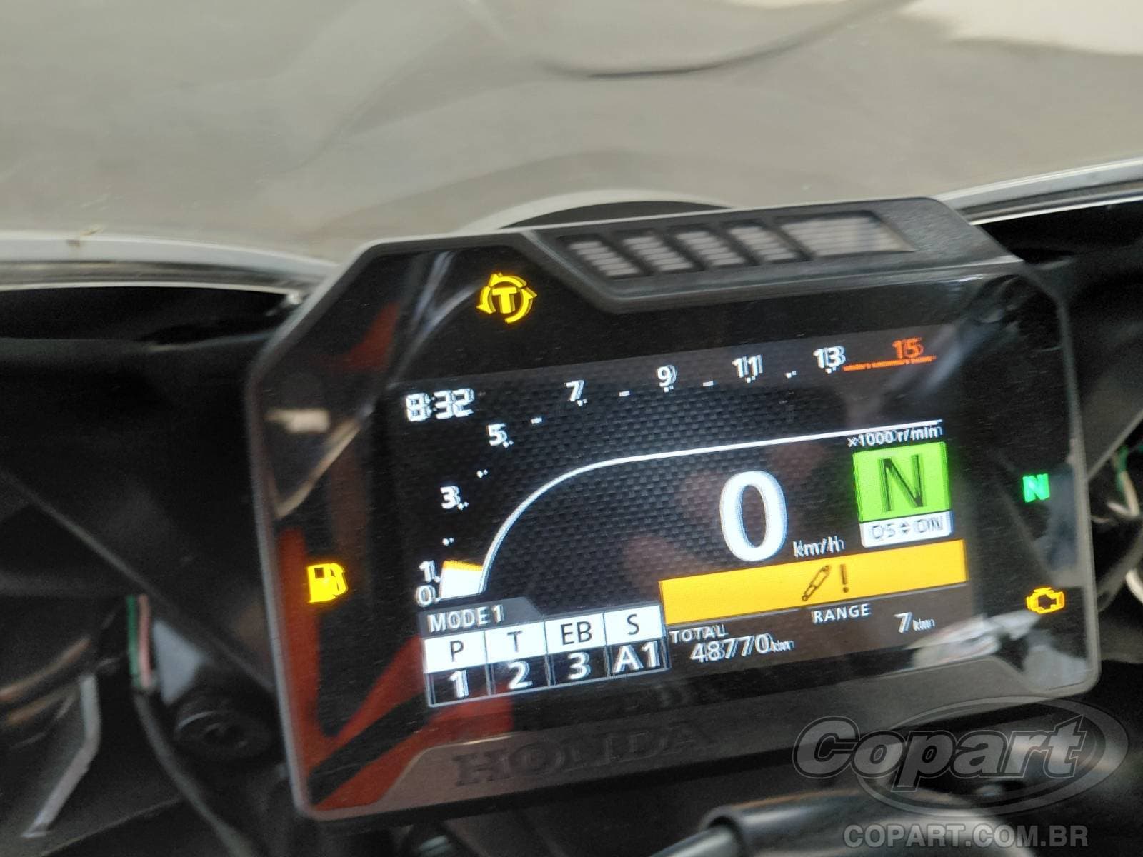 Honda CBR 1000rr 2018 — foto 9