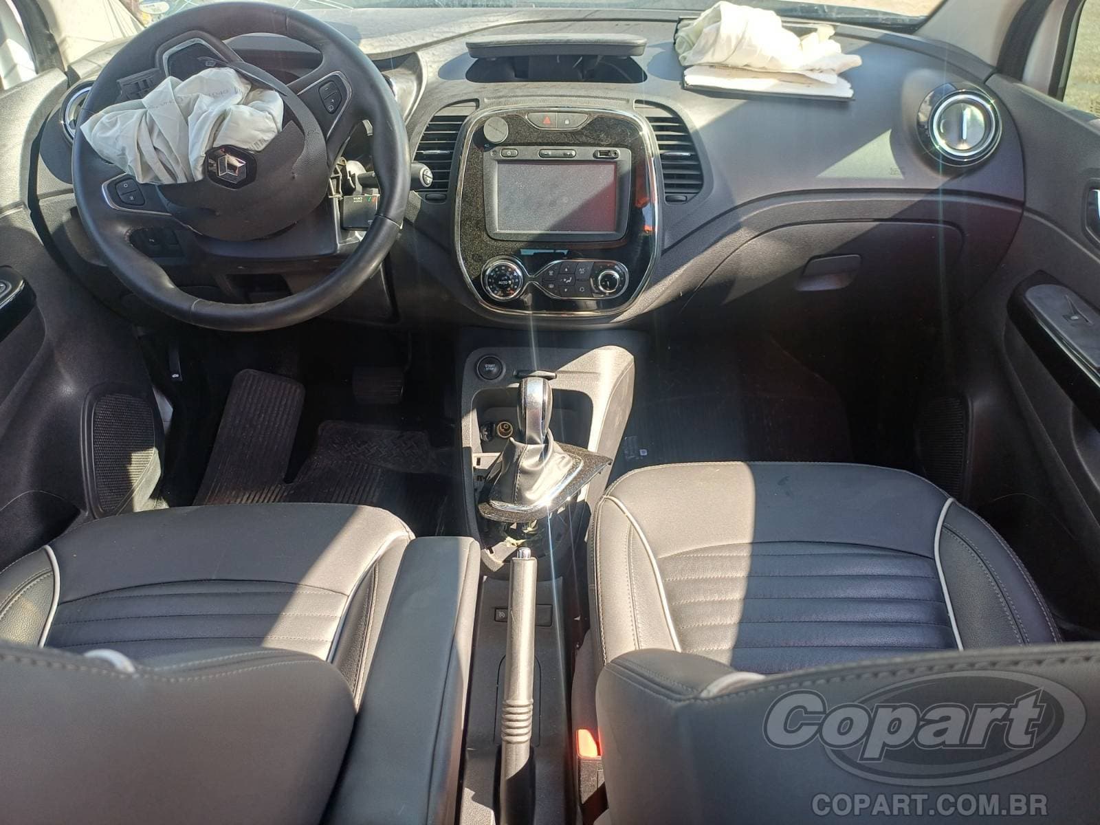Renault Captur 2019 — foto 9