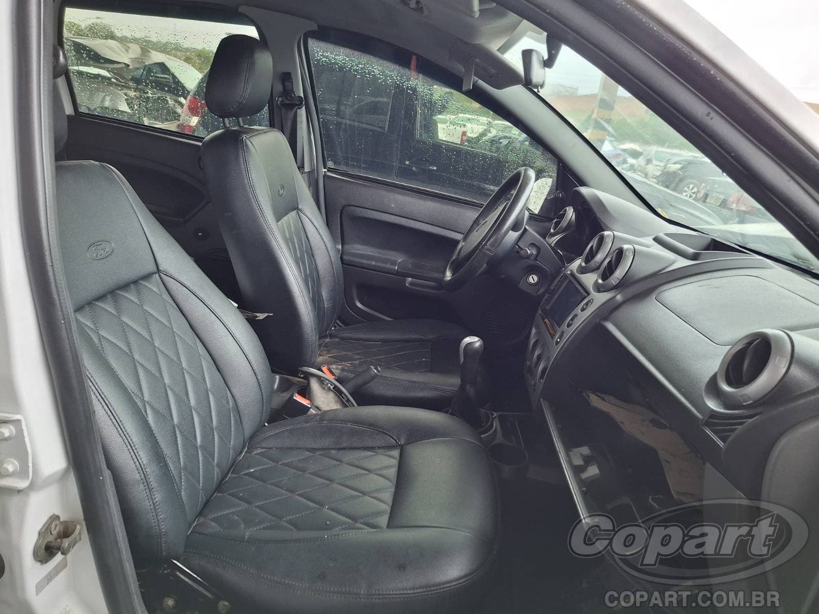 Ford Fiesta 2013 — foto 5