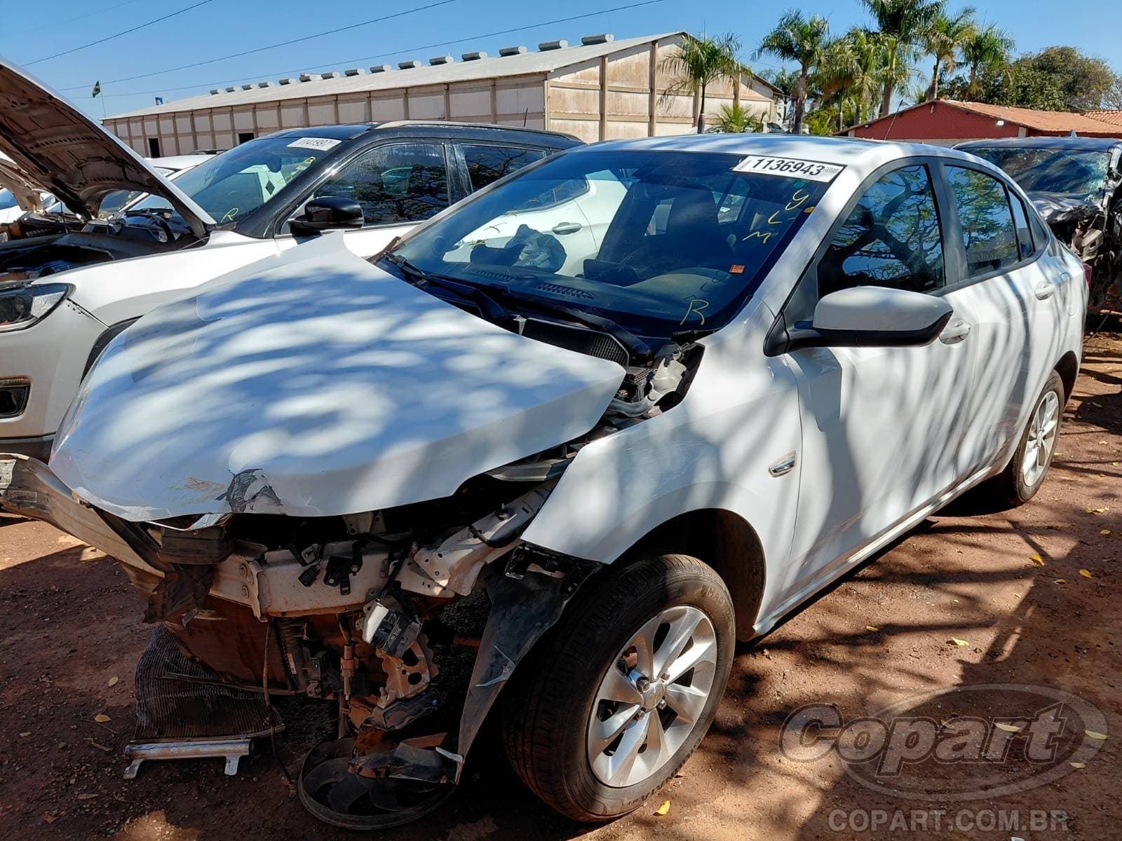 Chevrolet Onix Plus 2023 — foto 2