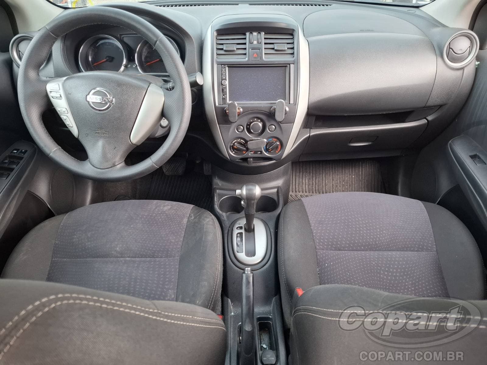 Nissan Versa 2017 — foto 9