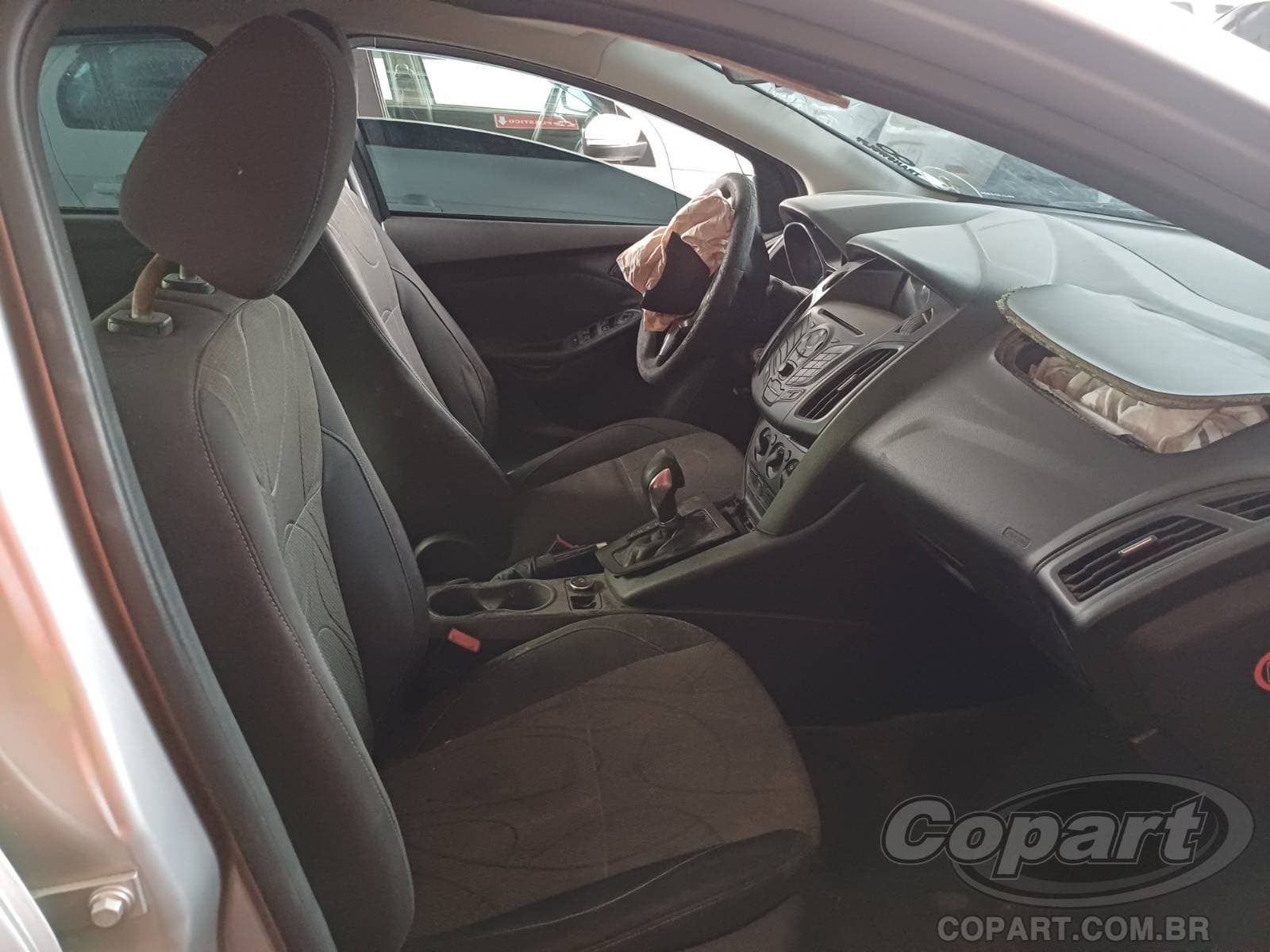 Ford Focus Sedan 2014 — foto 5