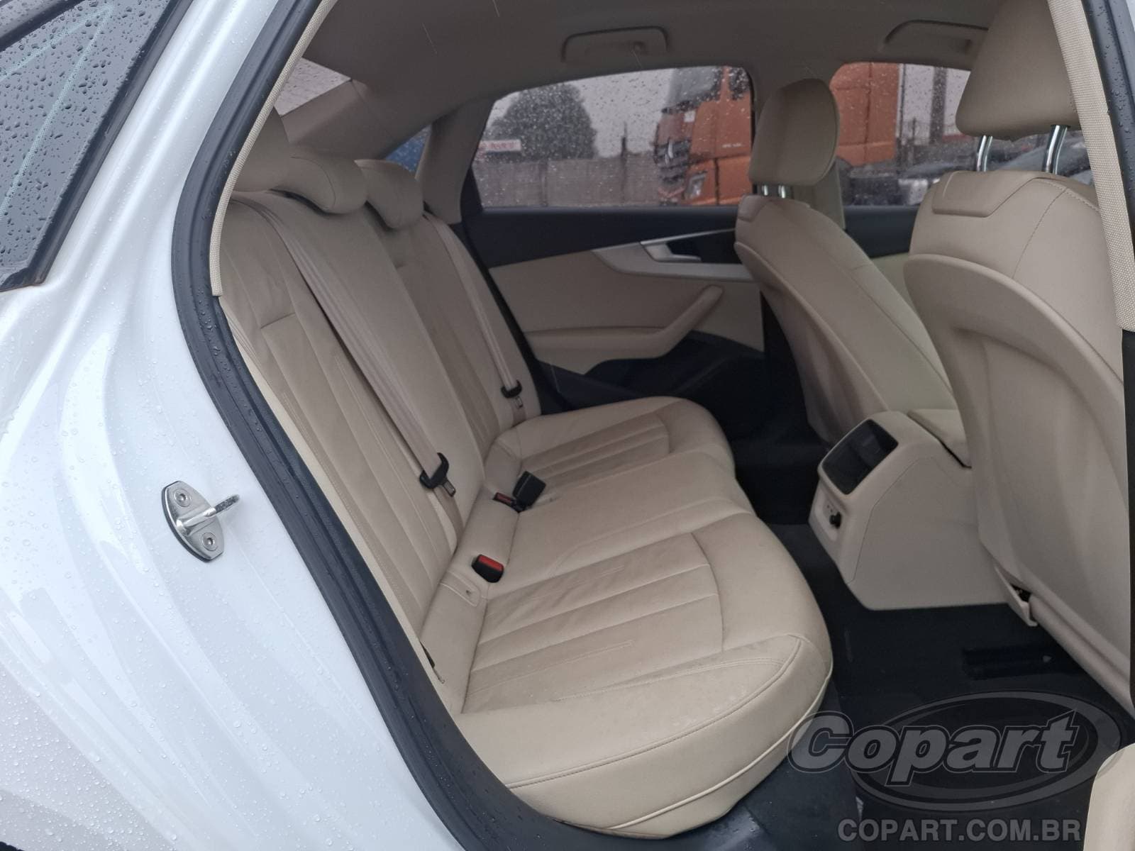 Audi A4 2021 — foto 6